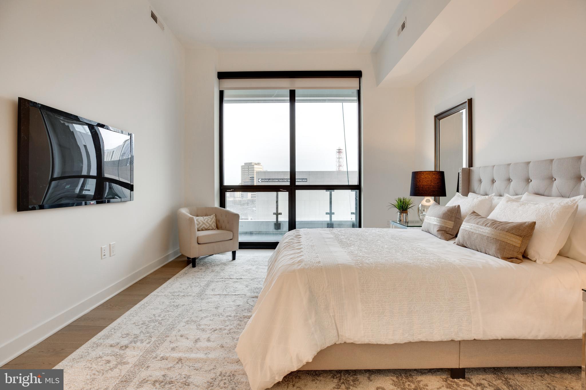 TYSONS CORNER - Residential