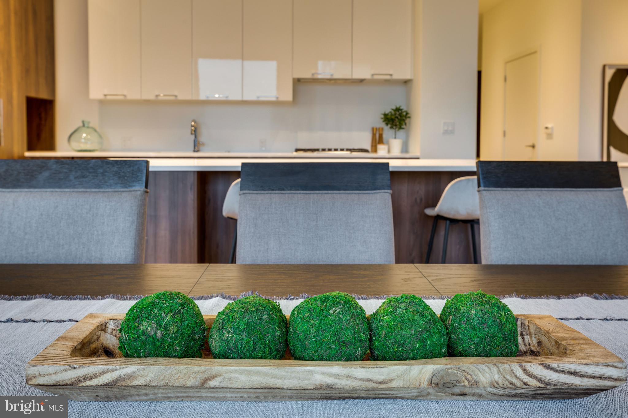 TYSONS CORNER - Residential