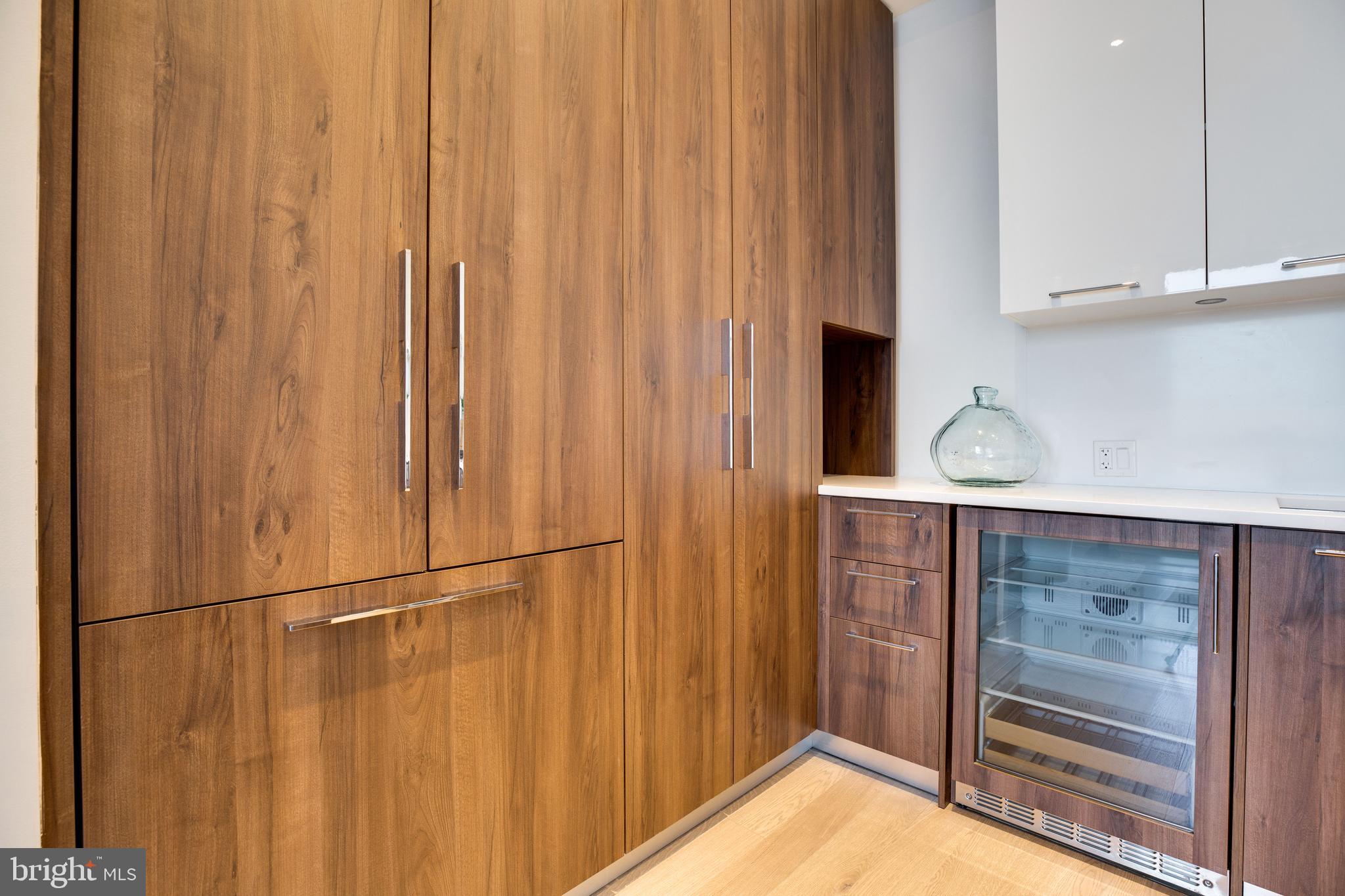 TYSONS CORNER - Residential