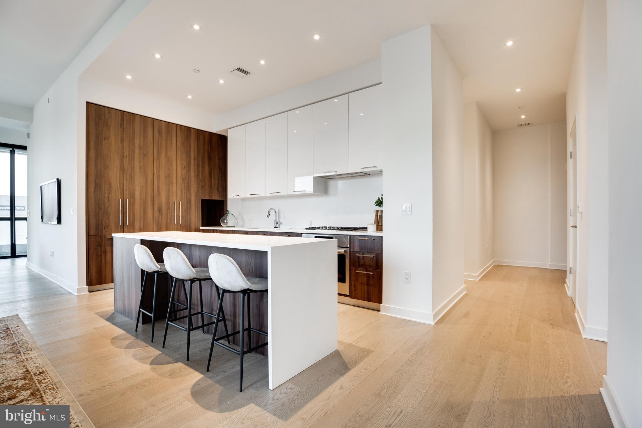 TYSONS CORNER - Residential