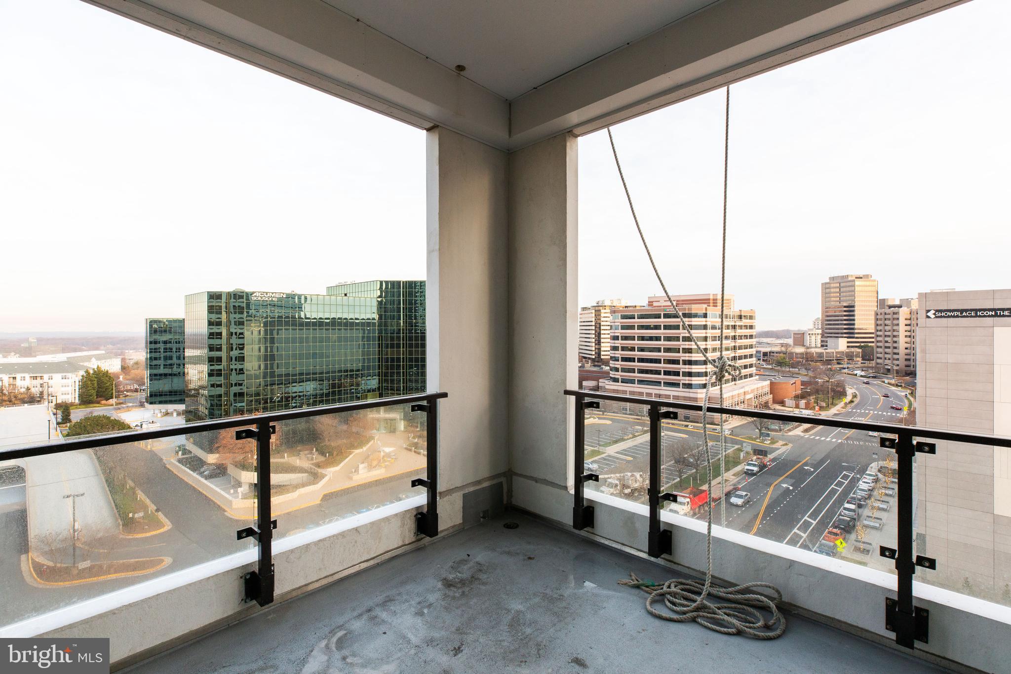 TYSONS CORNER - Residential