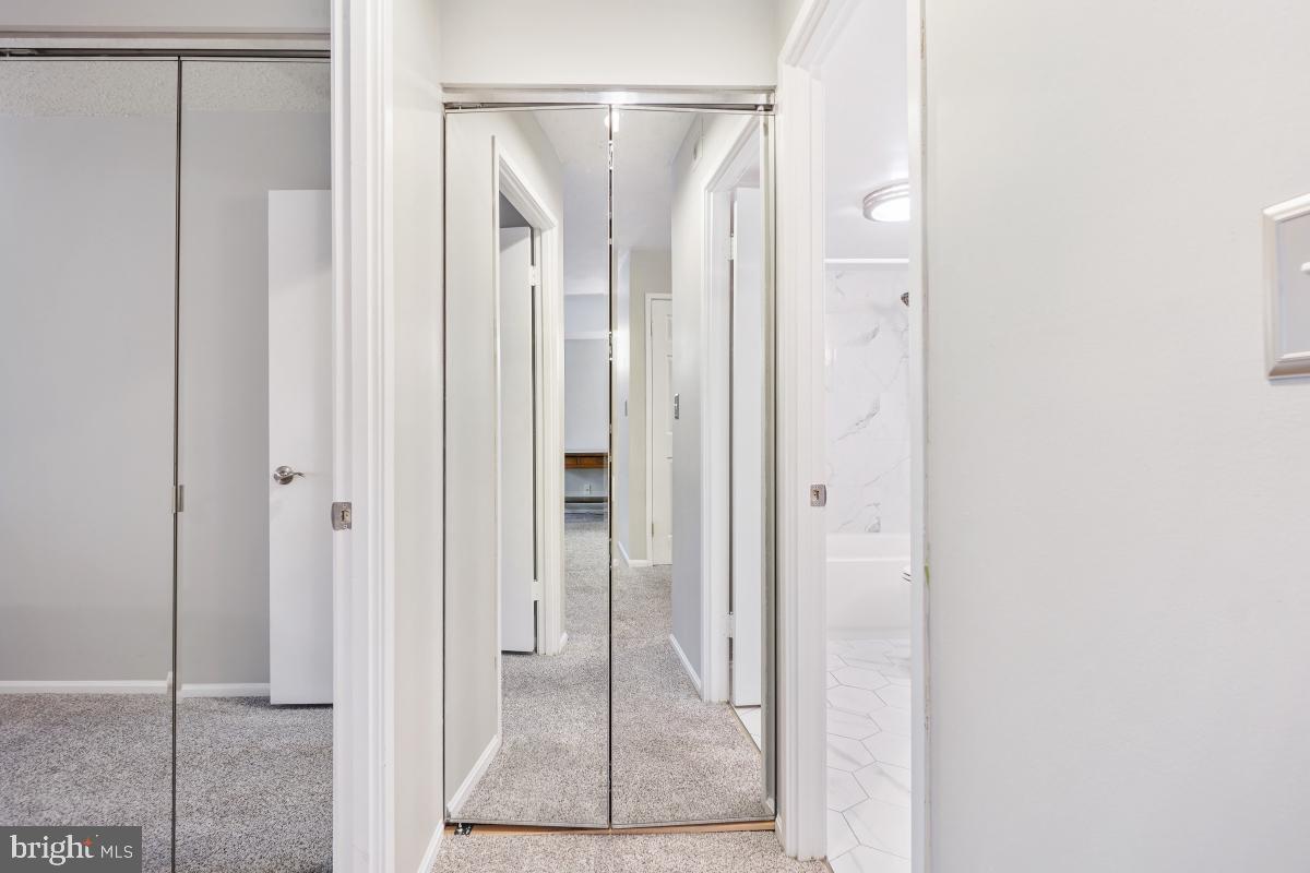 MONTEBELLO - Residential