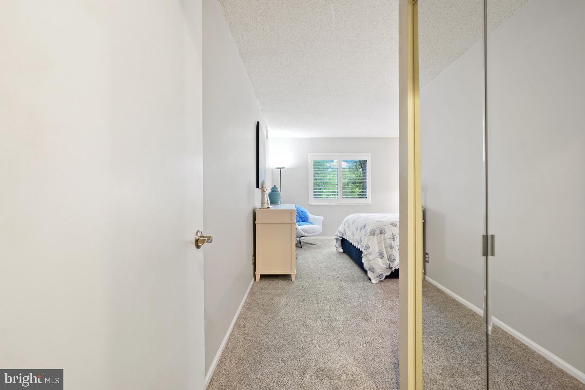 MONTEBELLO - Residential