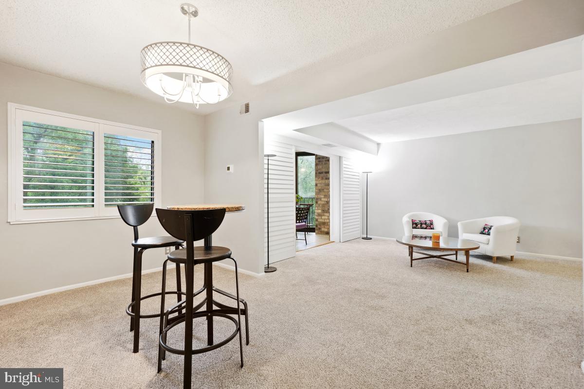 MONTEBELLO - Residential