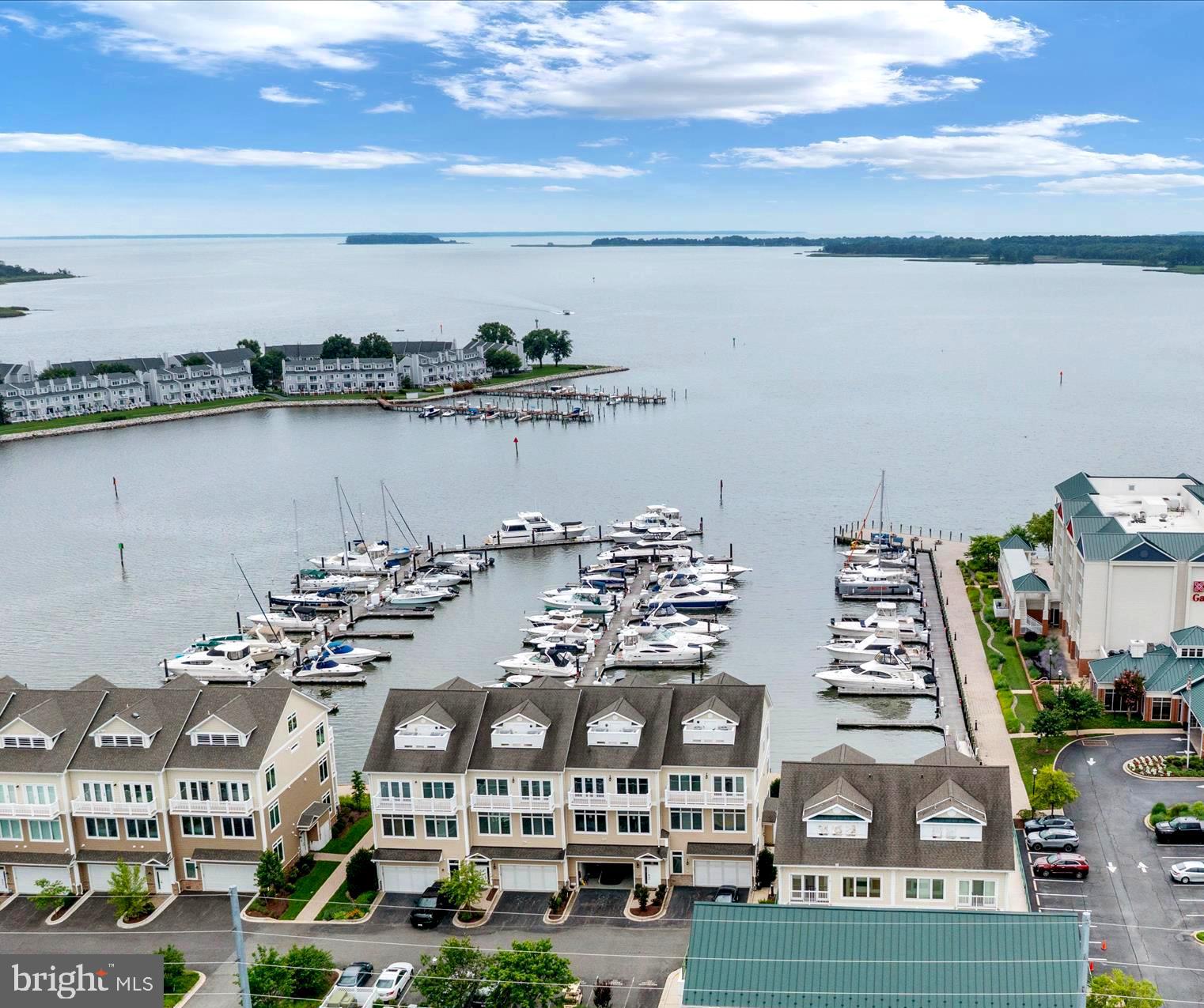 110 CHANNEL MARKER WAY 204