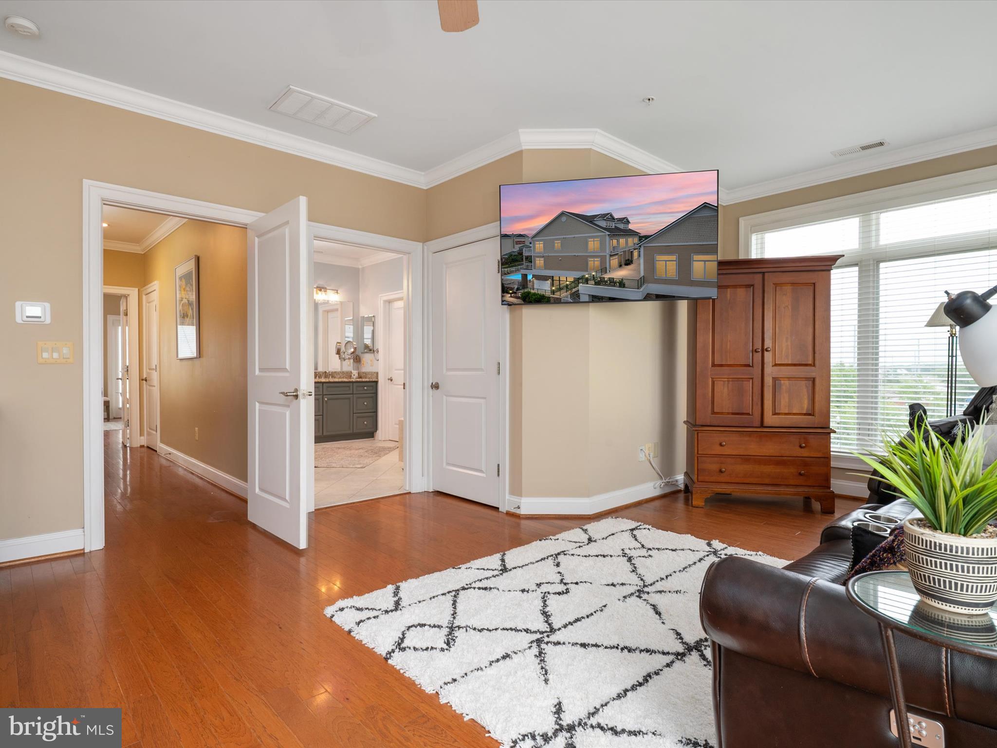 WELLS COVE MARINA & TOWNHOMES - Residential