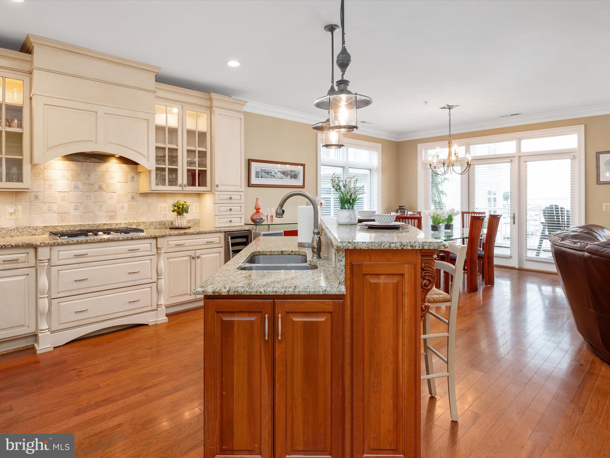 WELLS COVE MARINA & TOWNHOMES - Residential