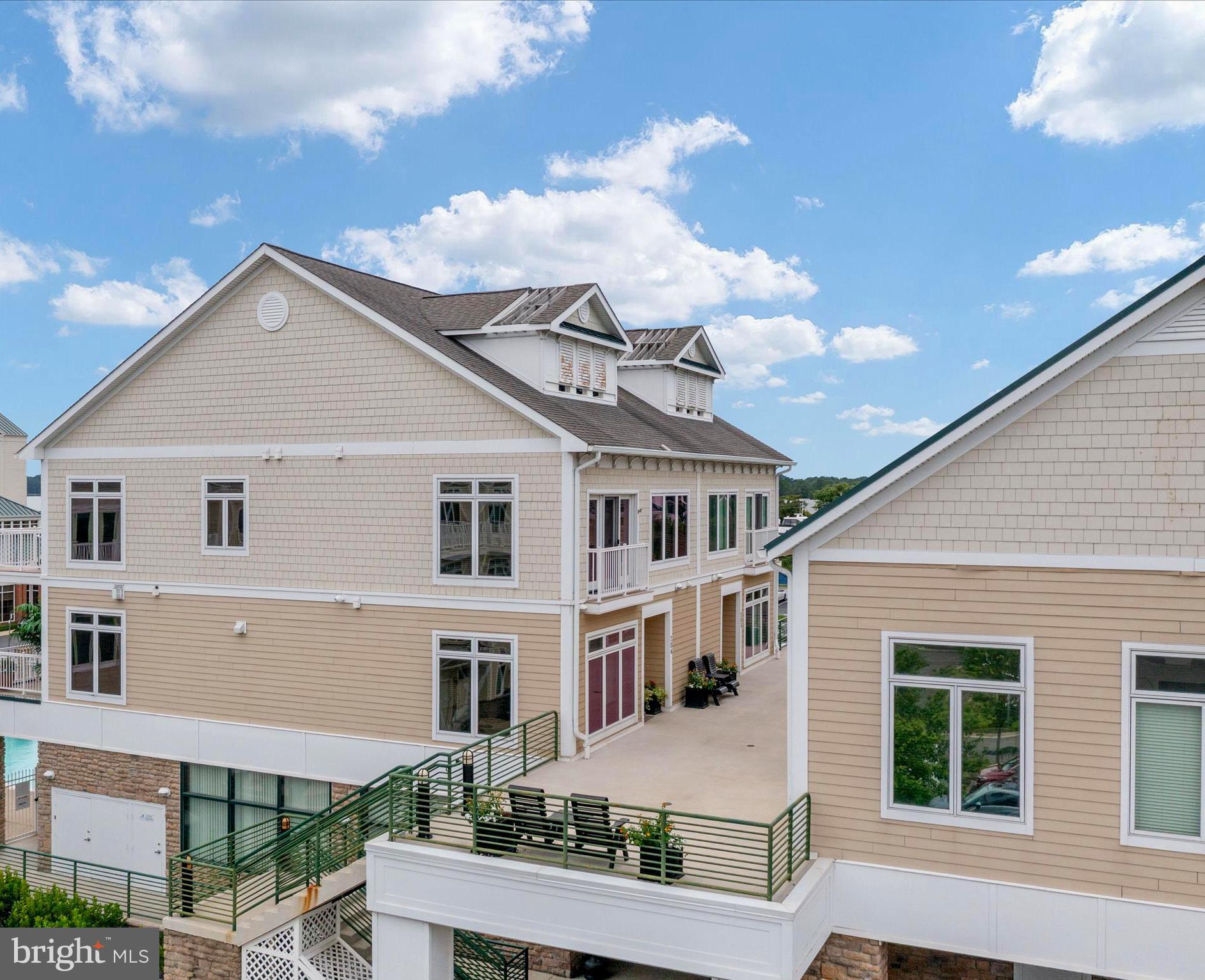 WELLS COVE MARINA & TOWNHOMES - Residential