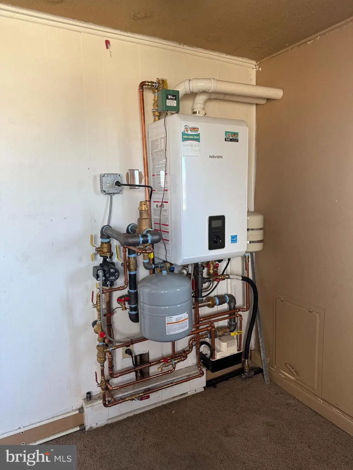 Temple, Pennsylvania 19560, United States, 4 Bedrooms Bedrooms, ,1 BathroomBathrooms,Residential,Pending,21082