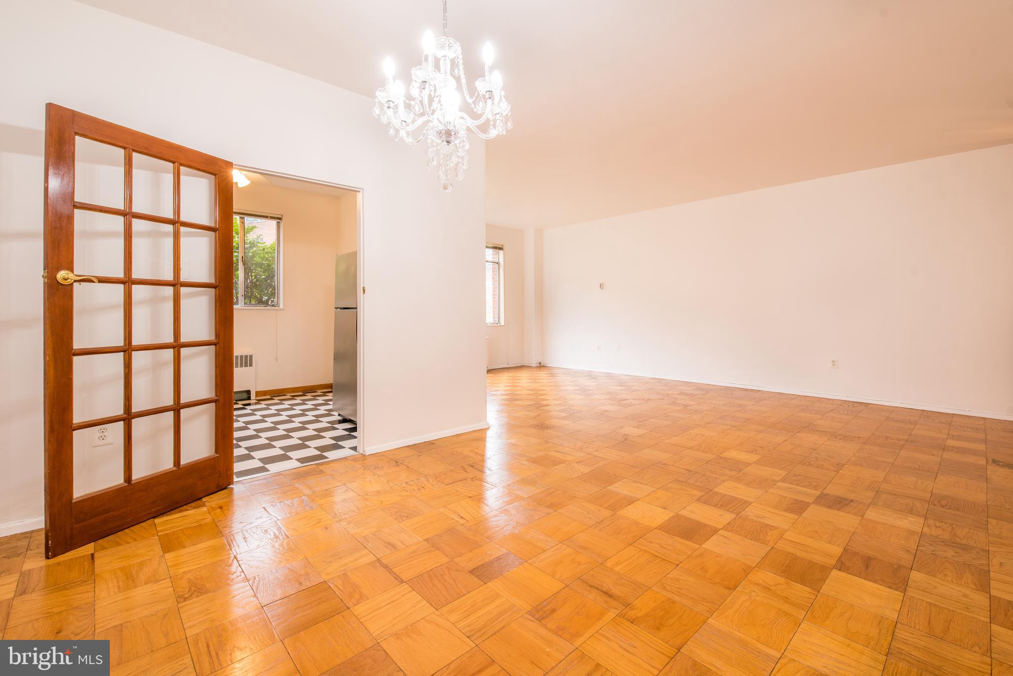 KENWOOD PLACE - Residential