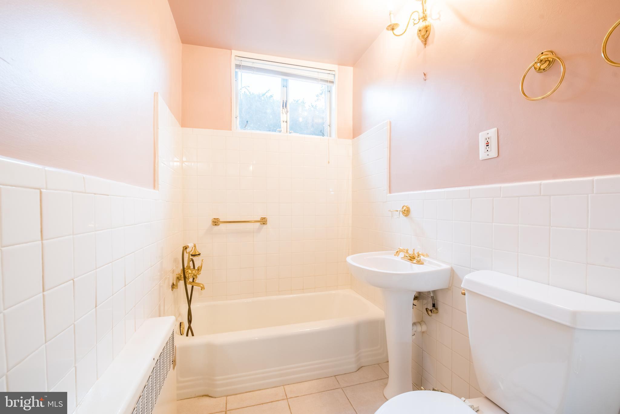 KENWOOD PLACE - Residential