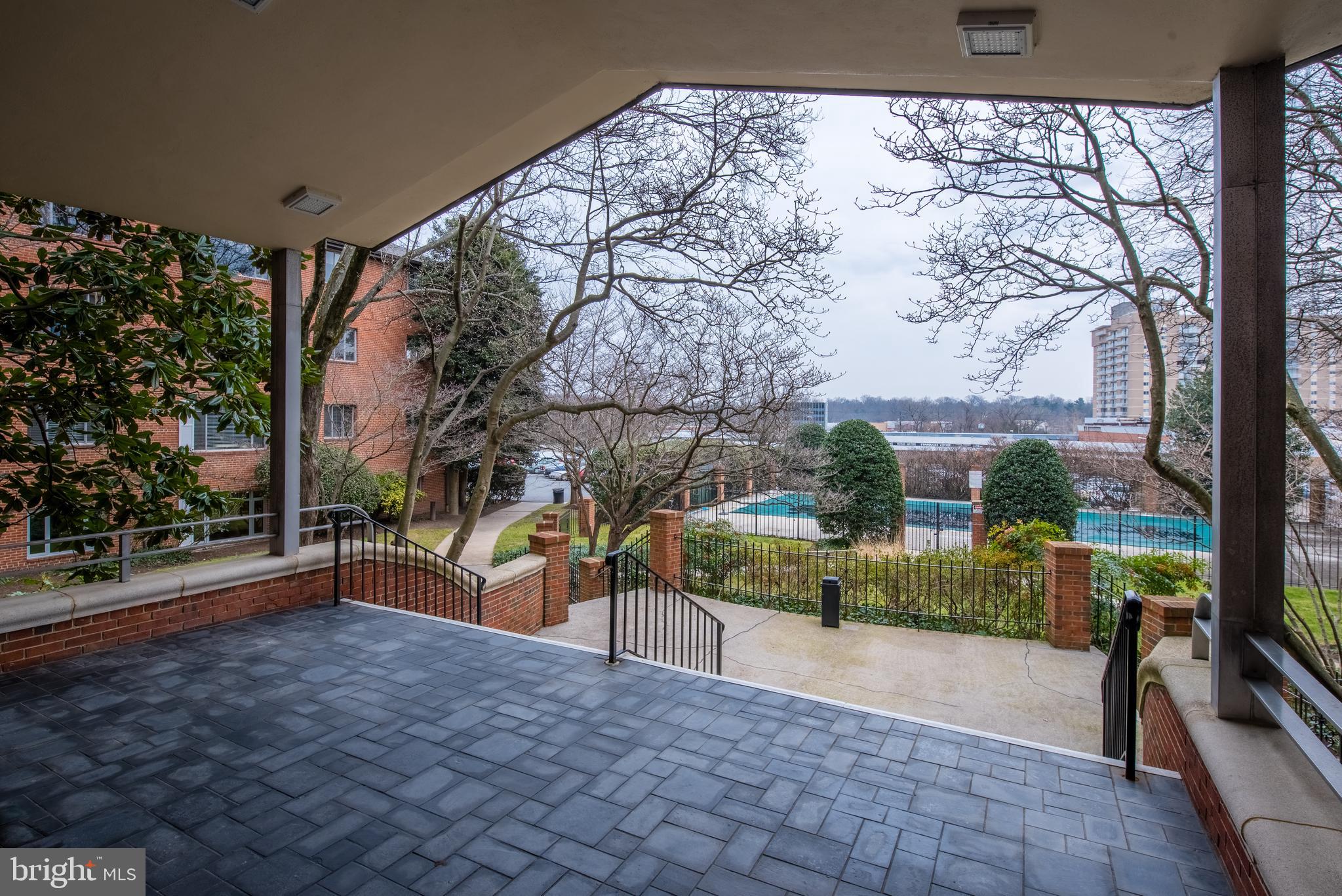 KENWOOD PLACE - Residential