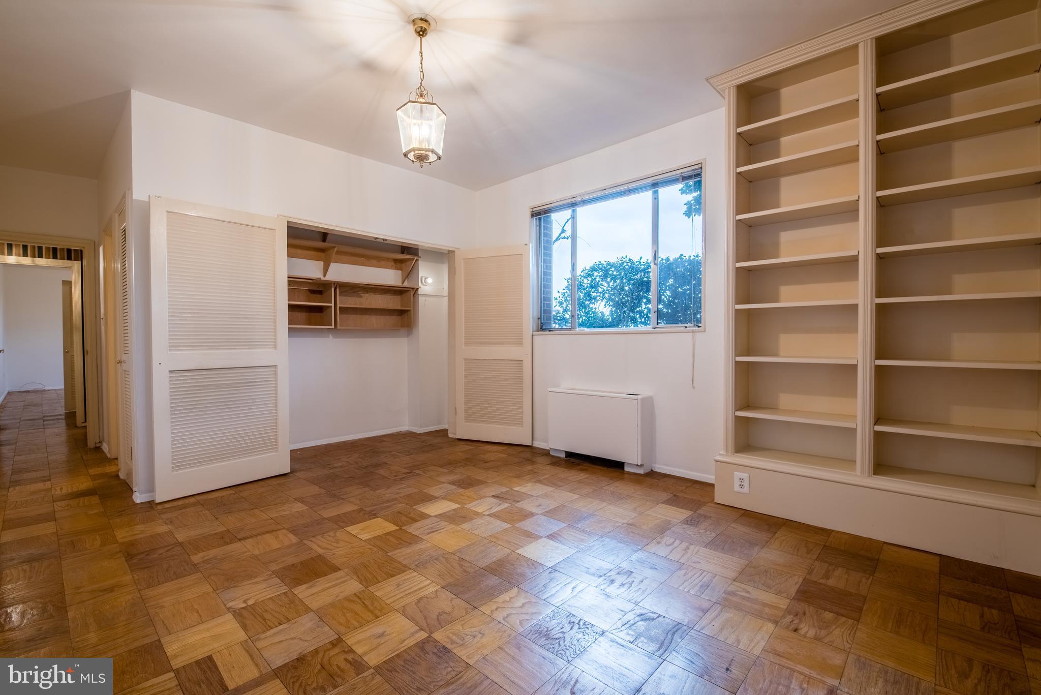 KENWOOD PLACE - Residential