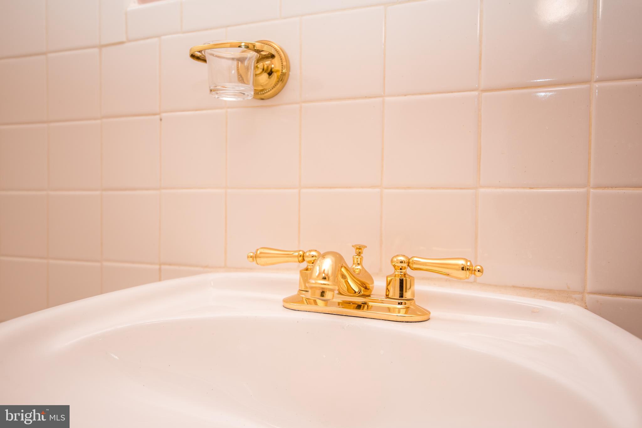 KENWOOD PLACE - Residential