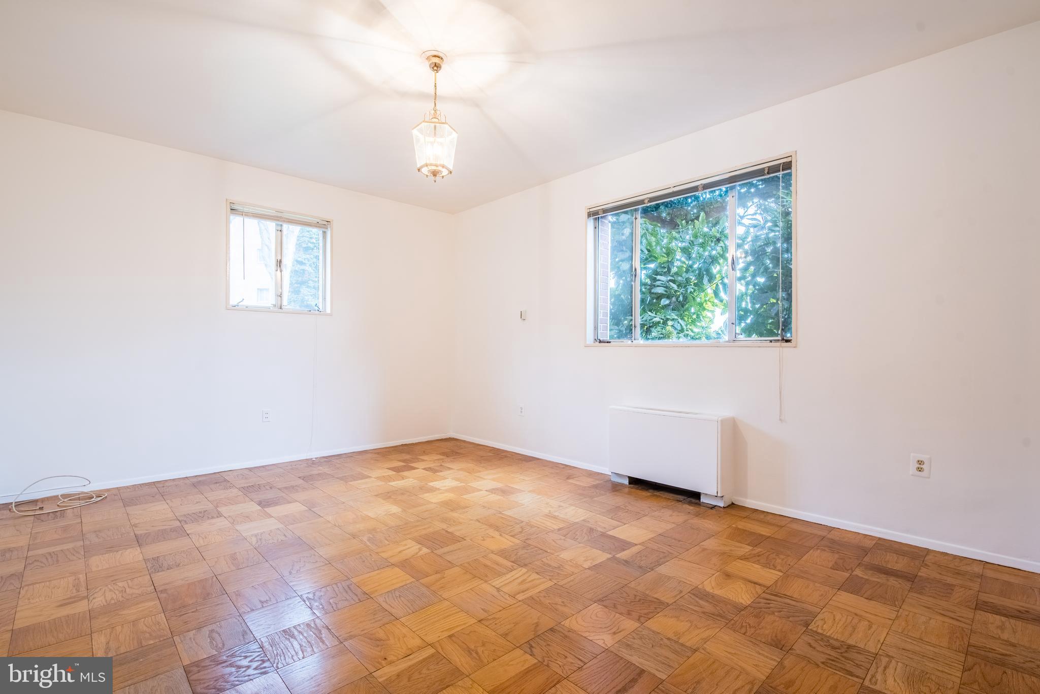 KENWOOD PLACE - Residential