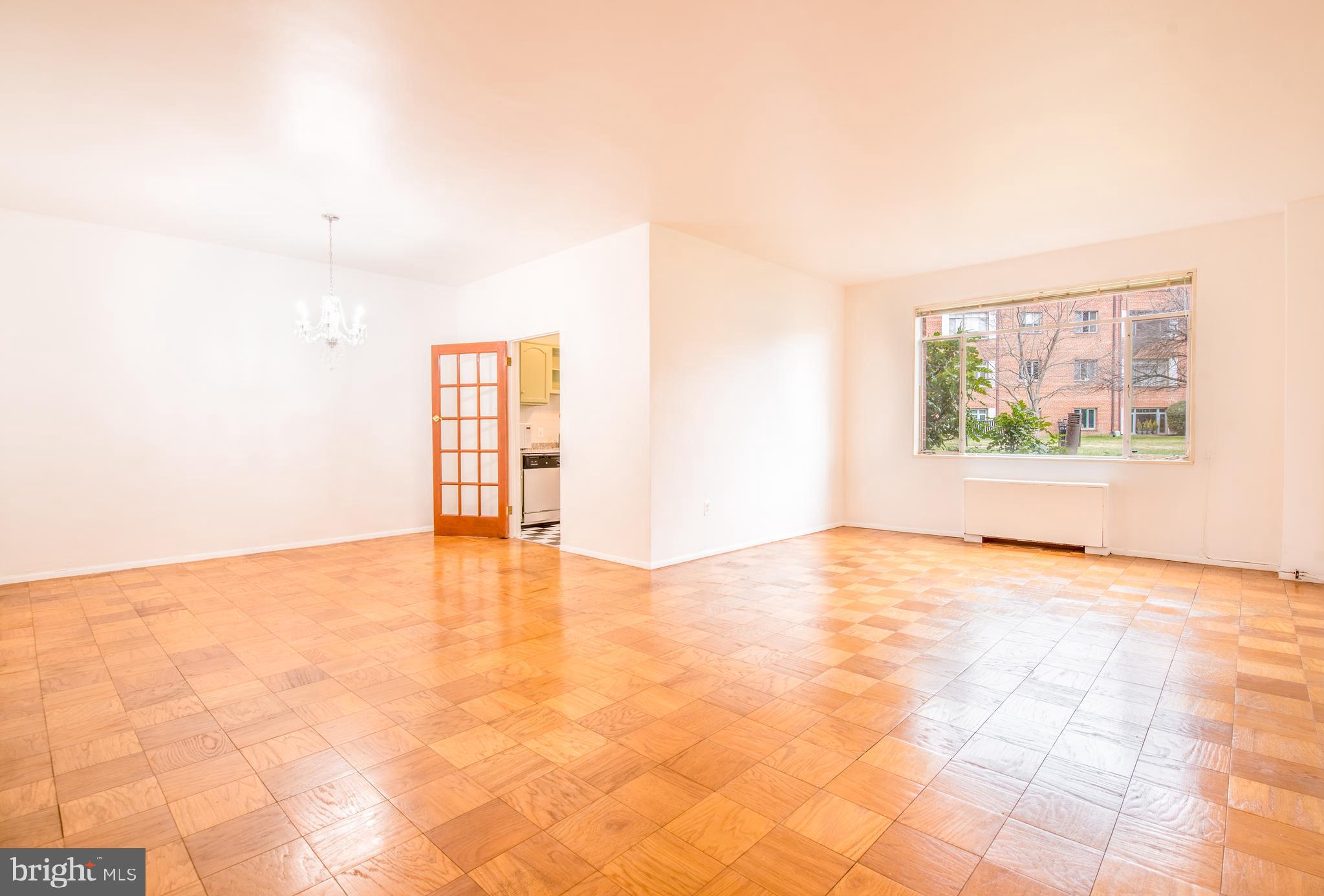 KENWOOD PLACE - Residential