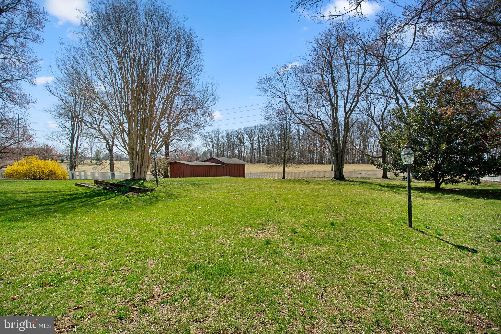 SUNNYBROOK FARMS - Residential