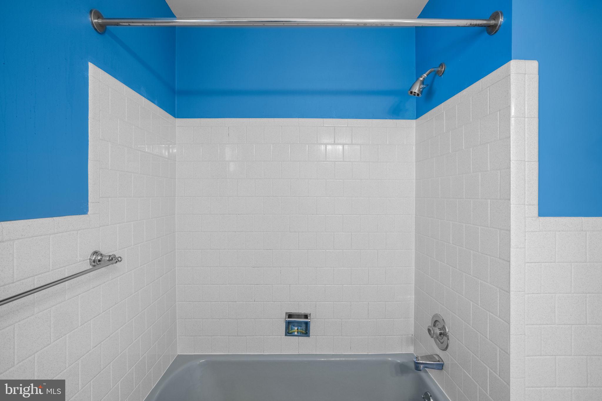 SUNNYBROOK FARMS - Residential