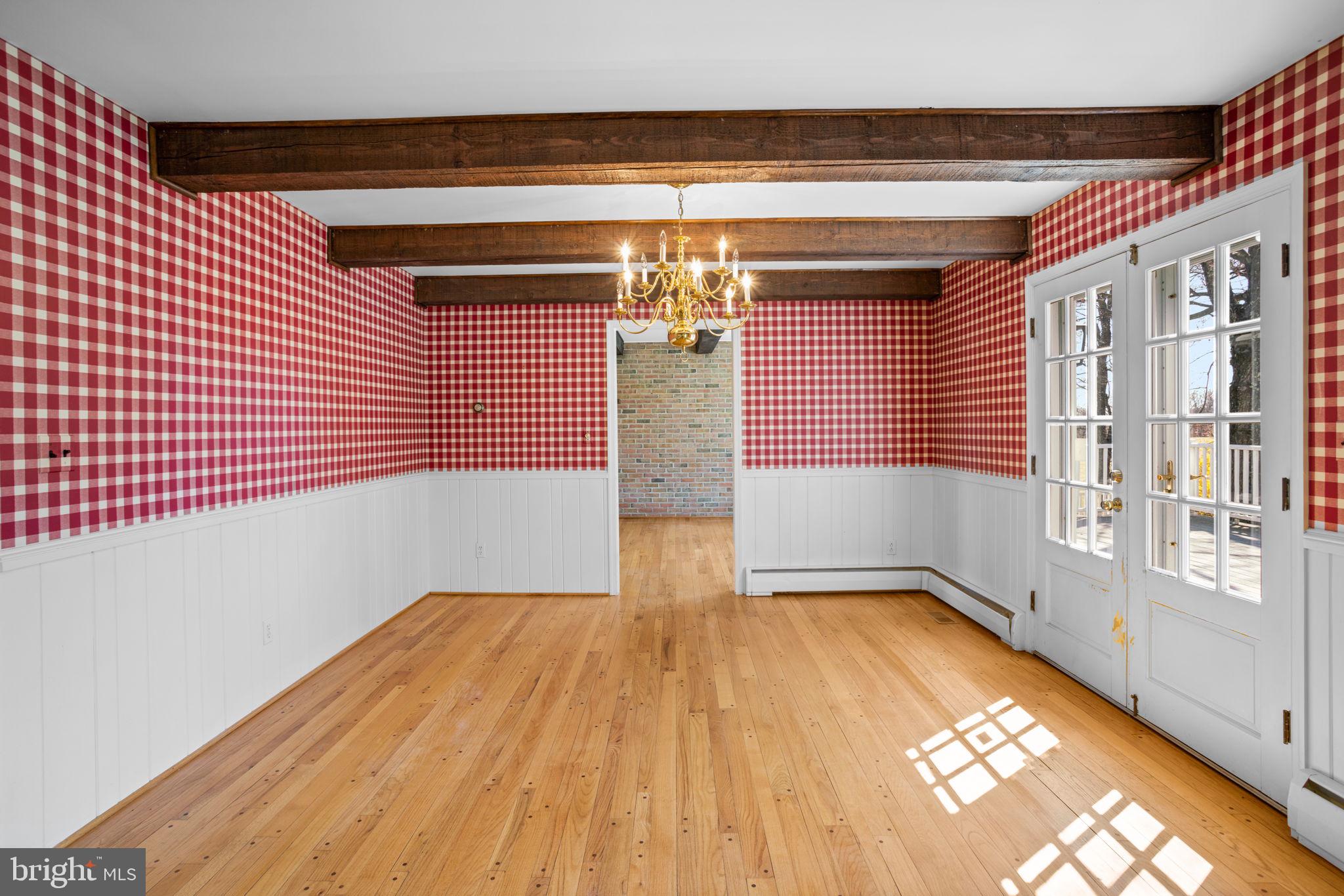 SUNNYBROOK FARMS - Residential