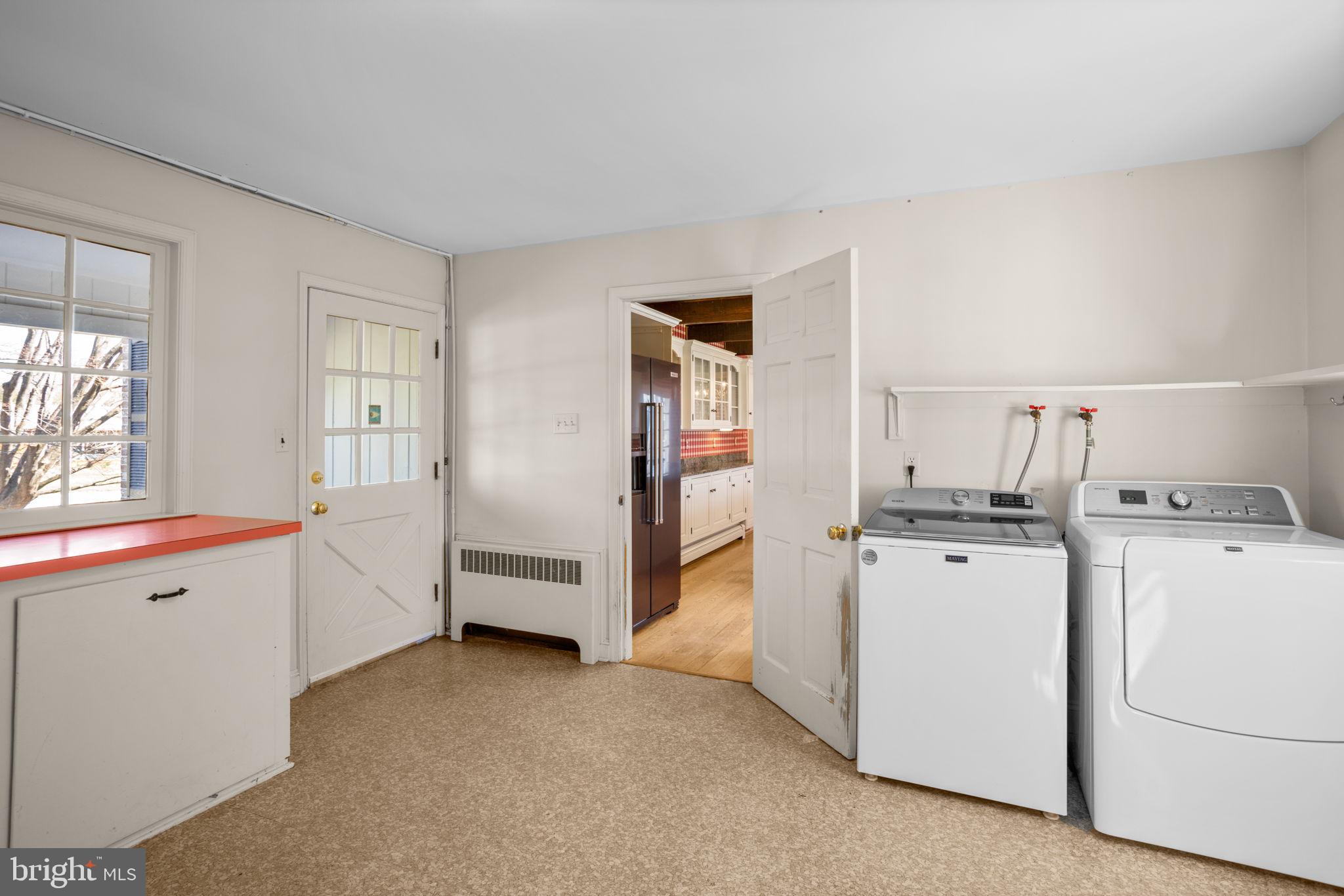 SUNNYBROOK FARMS - Residential