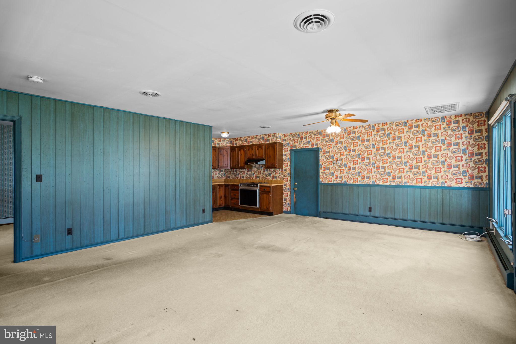 SUNNYBROOK FARMS - Residential