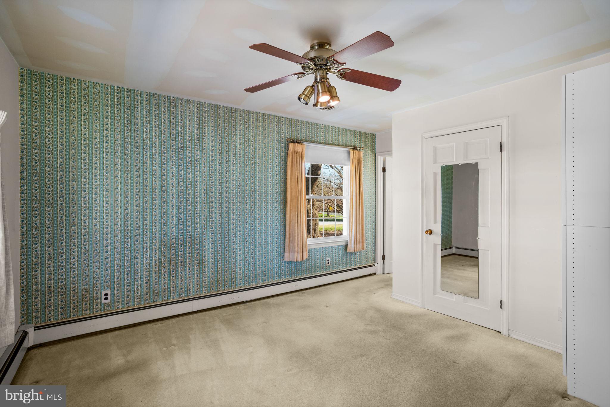 SUNNYBROOK FARMS - Residential