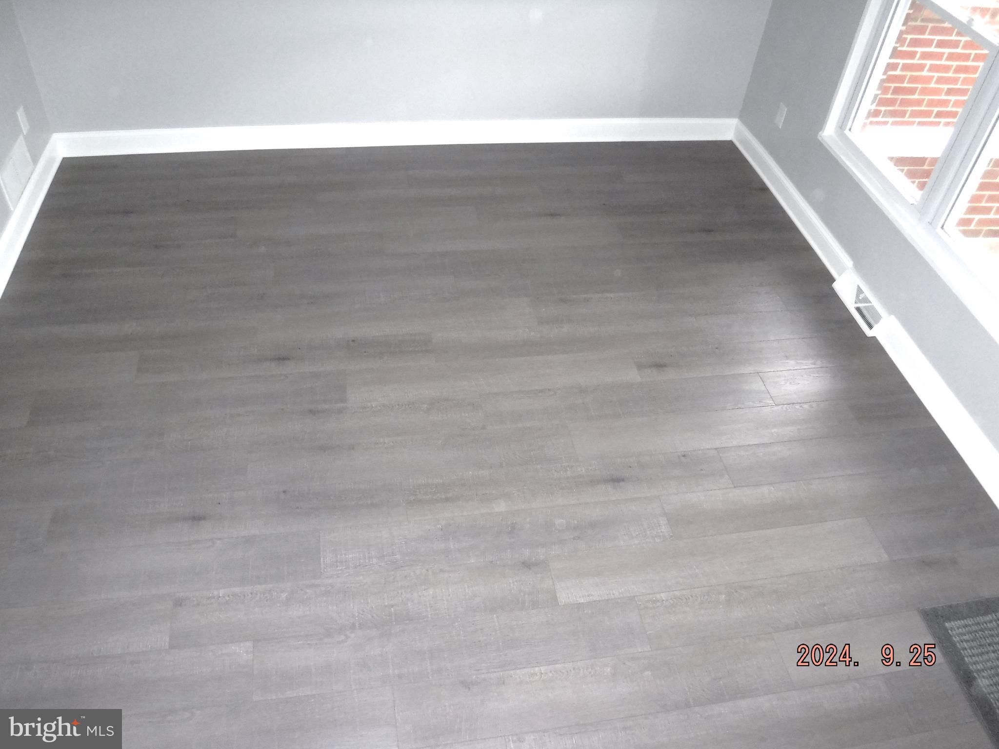 CHARLESMONT - Residential