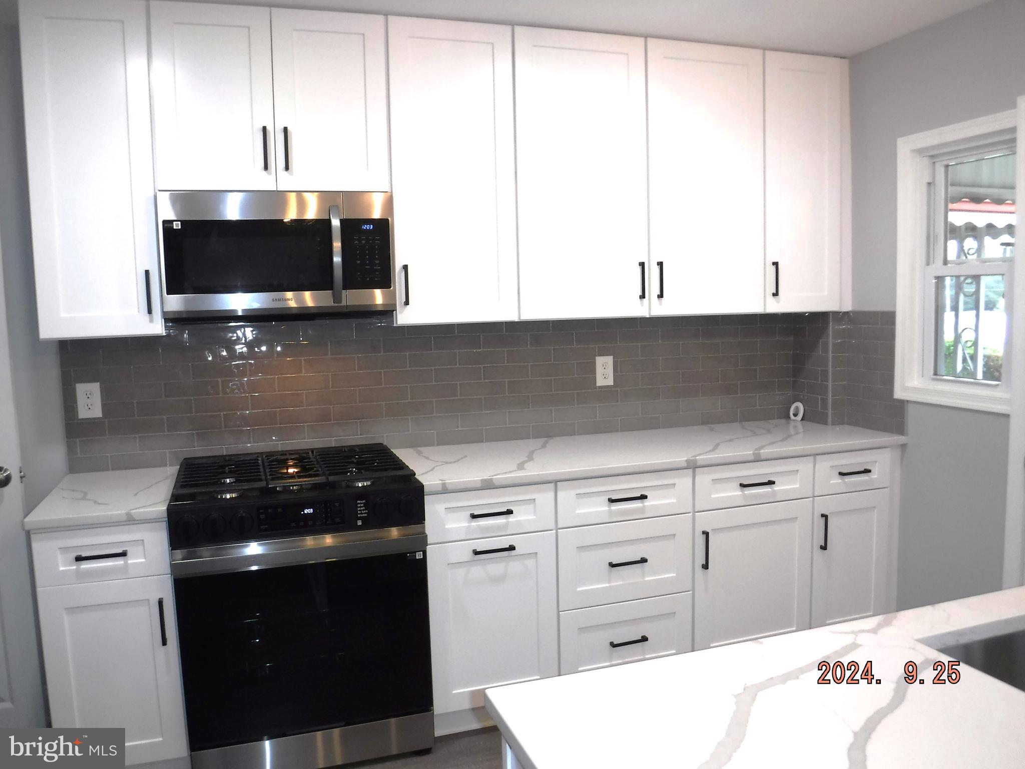 CHARLESMONT - Residential