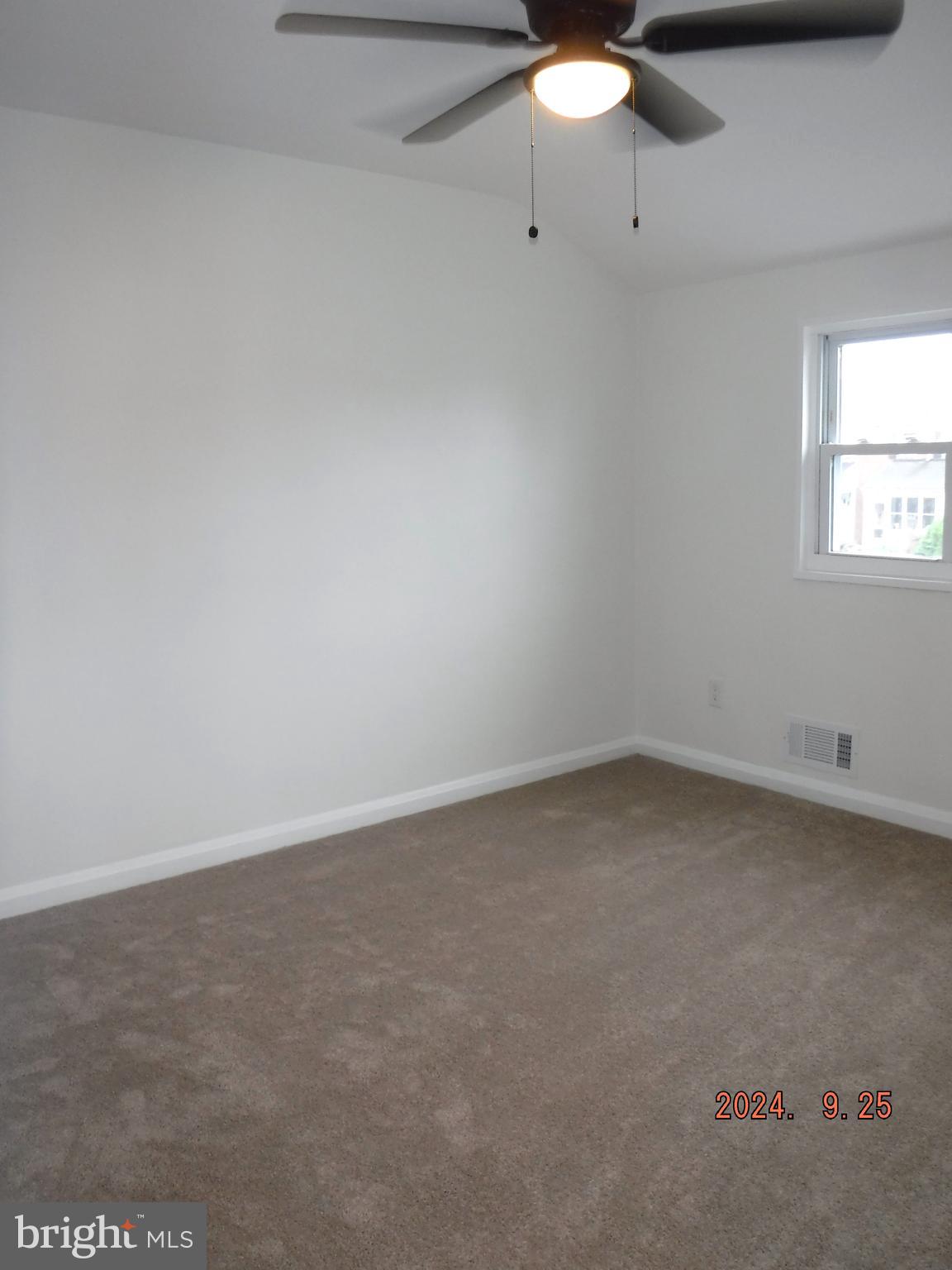 CHARLESMONT - Residential