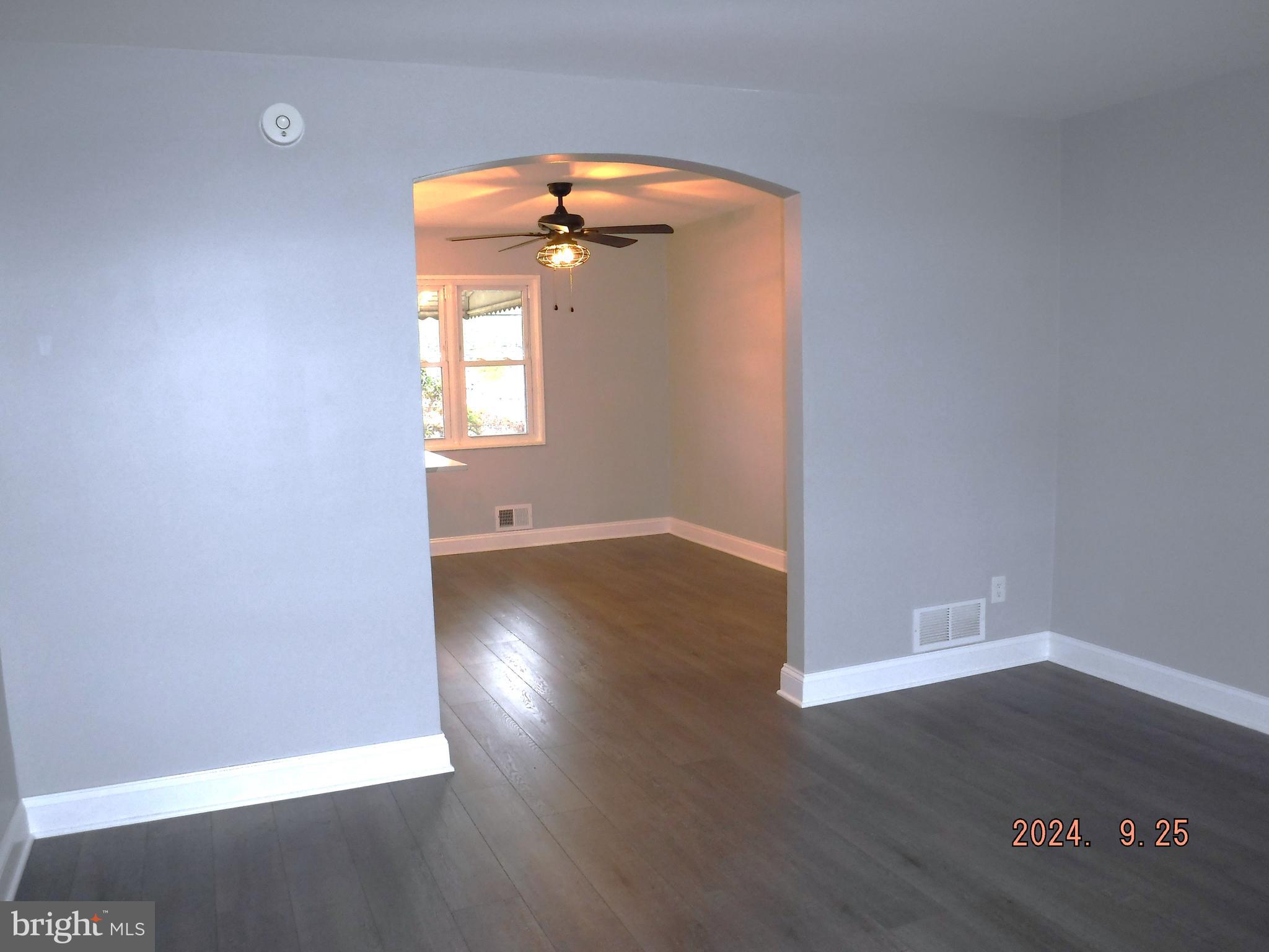 CHARLESMONT - Residential