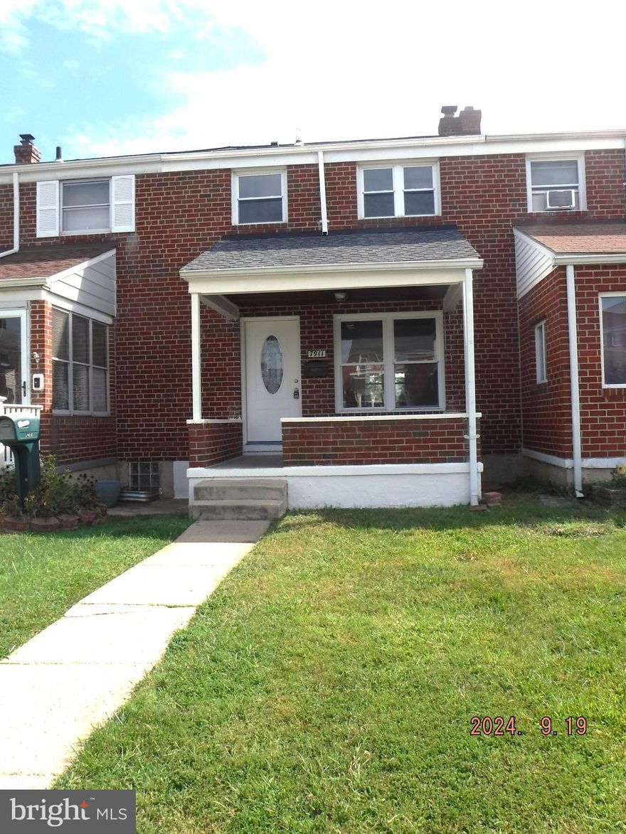 Wow, this house will knock your socks off!!!  Absolutely gorgeous rehab!  3 bedrooms & 2 full bathrooms, fresh paint, new flooring, top of the line SS appliances,  4 ceiling fans,  New C/A condenser, breakfast bar/island between the kitchen & dining room with deep sink & dishwasher, 42" cabinets with soft close drawers, 5 burner gas stove, french door refrigerator with ice maker, built in microwave & beautiful wide plank laminate floors on main level!!!  Finished family room in the basement along with 2nd full bathroom.  This house is Amazing!  Hurry, won't last long!