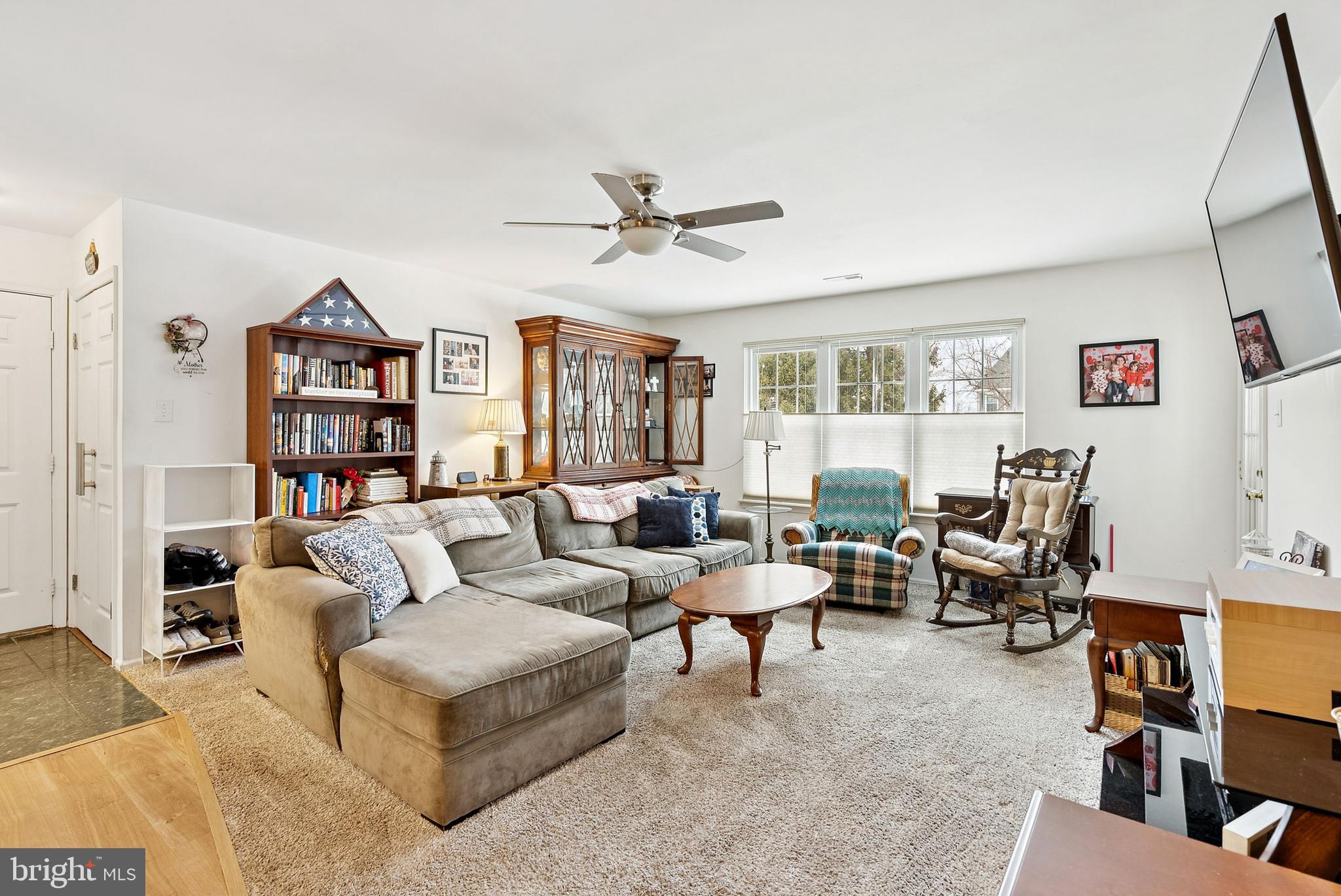 5203 ADELAIDE DRIVE A