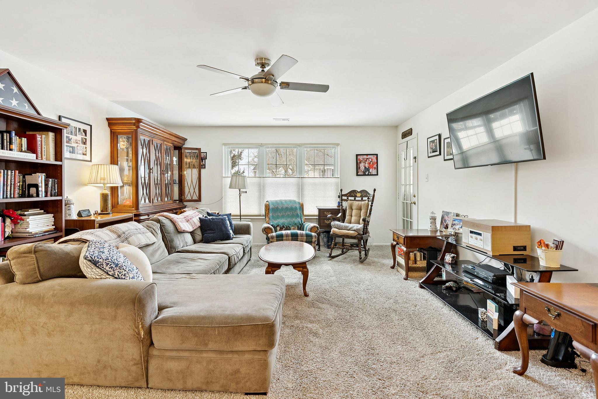 5203 ADELAIDE DRIVE A