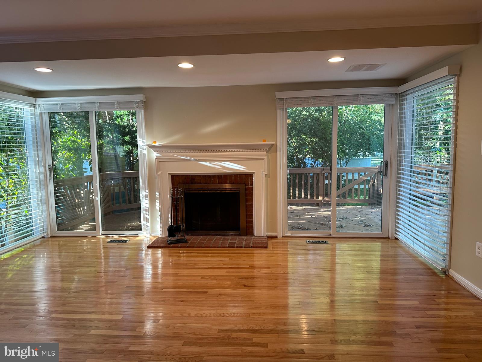 SAYBROOKE - Residential