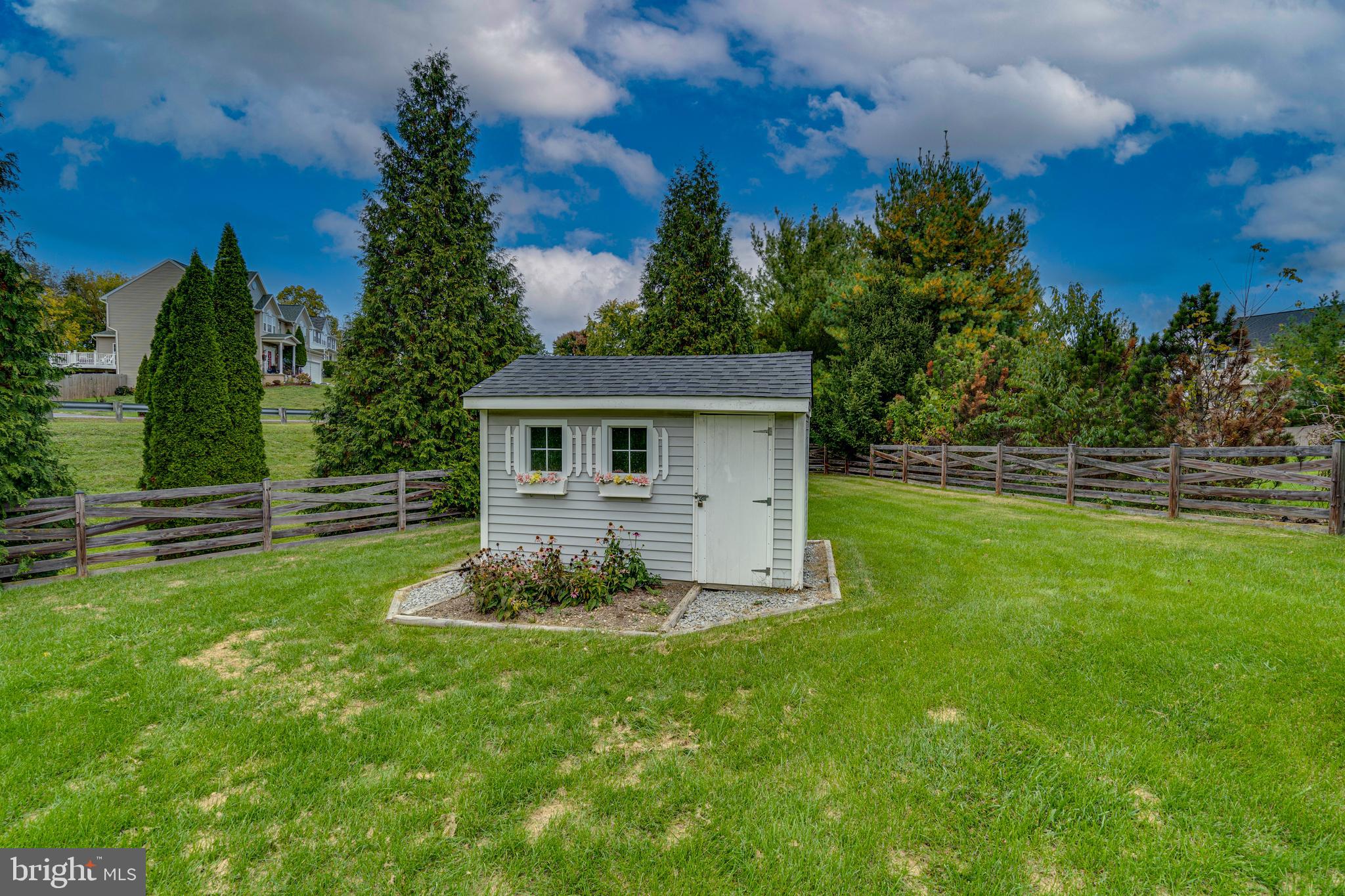 GAP VIEW VILLAGE - Residential