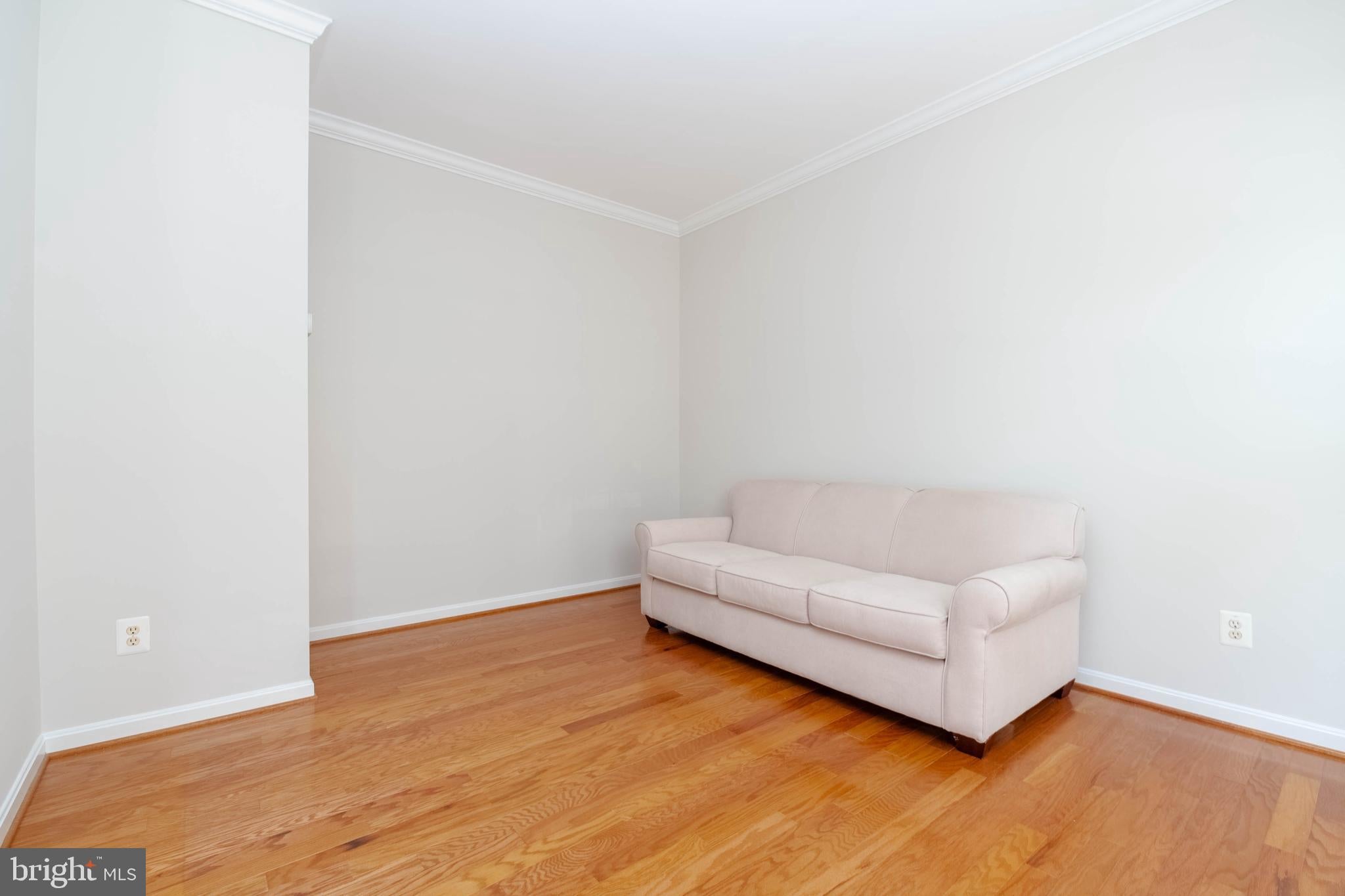 442 CLYDEBANK DRIVE