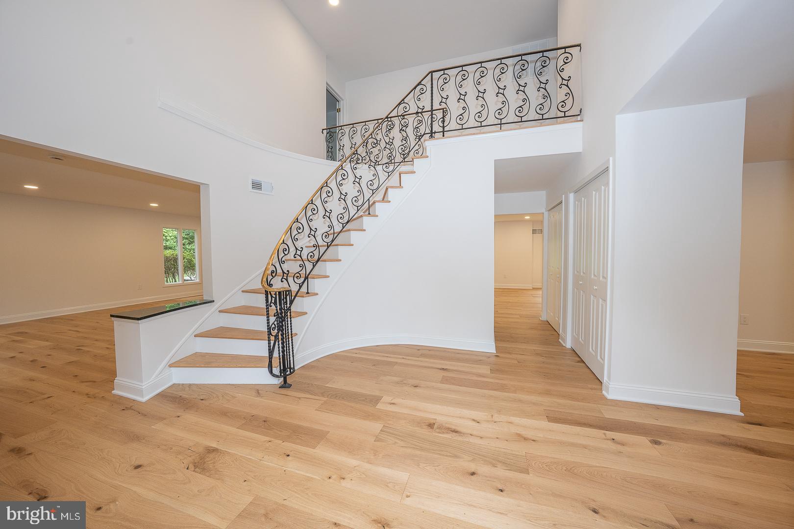 LAFAYETTE HILL - Residential