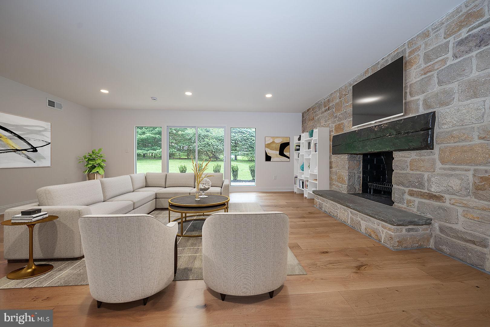 LAFAYETTE HILL - Residential