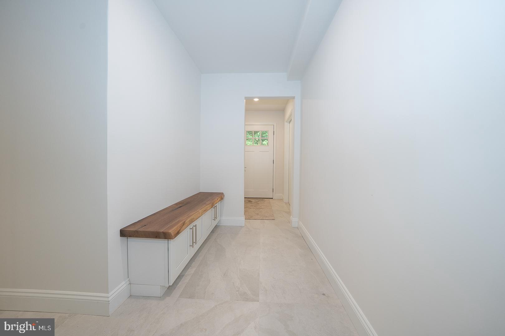 LAFAYETTE HILL - Residential