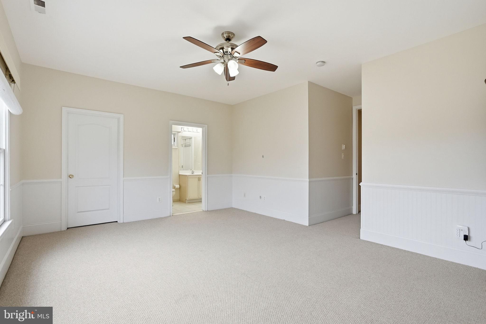 RIVERCREST - Residential