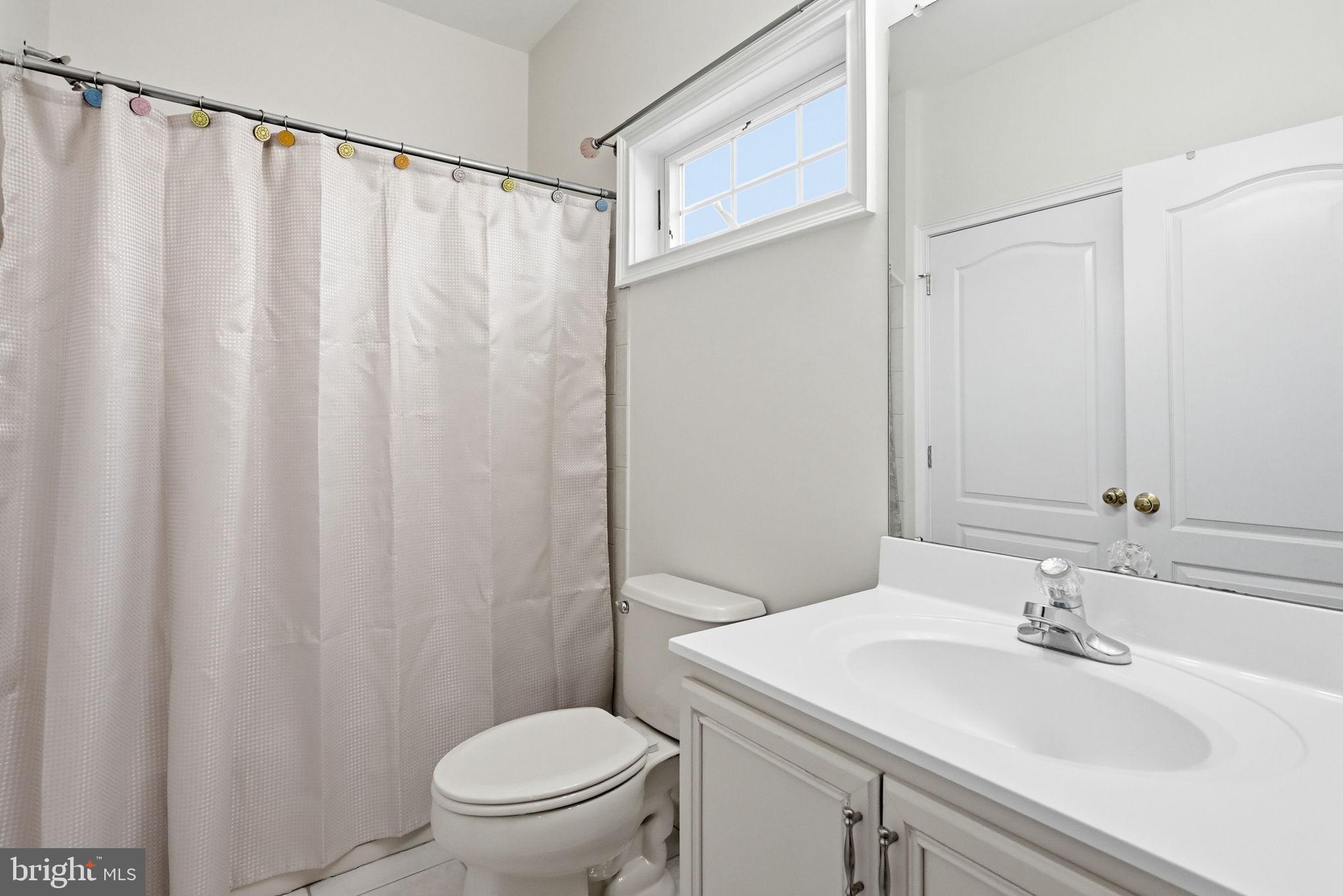 RIVERCREST - Residential