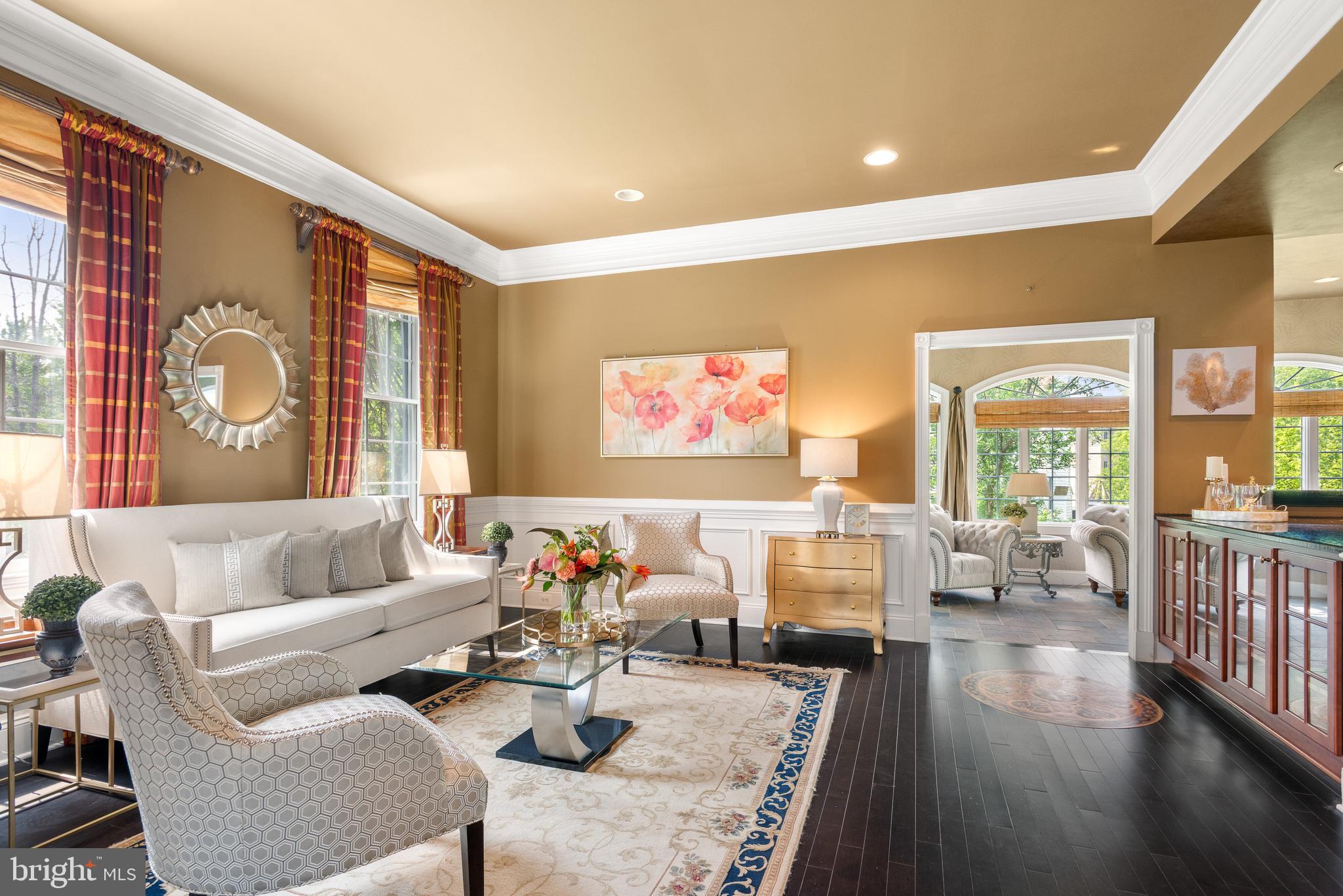 RIVERCREST - Residential