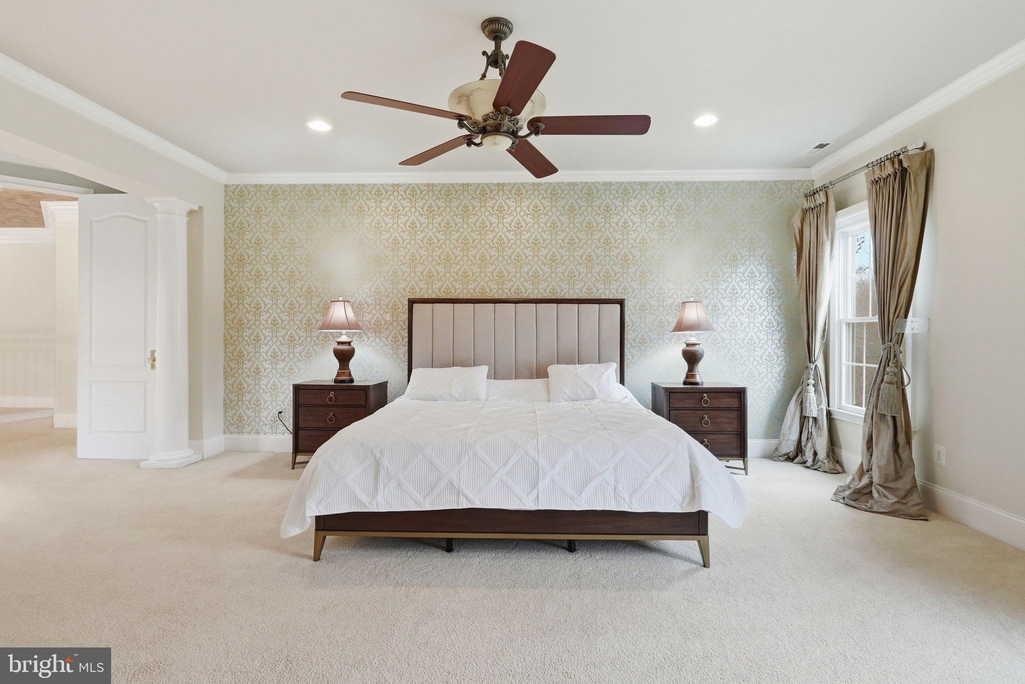 RIVERCREST - Residential