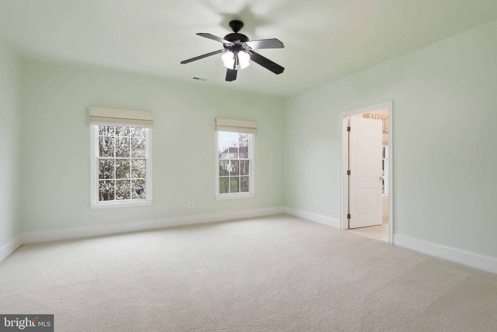 RIVERCREST - Residential