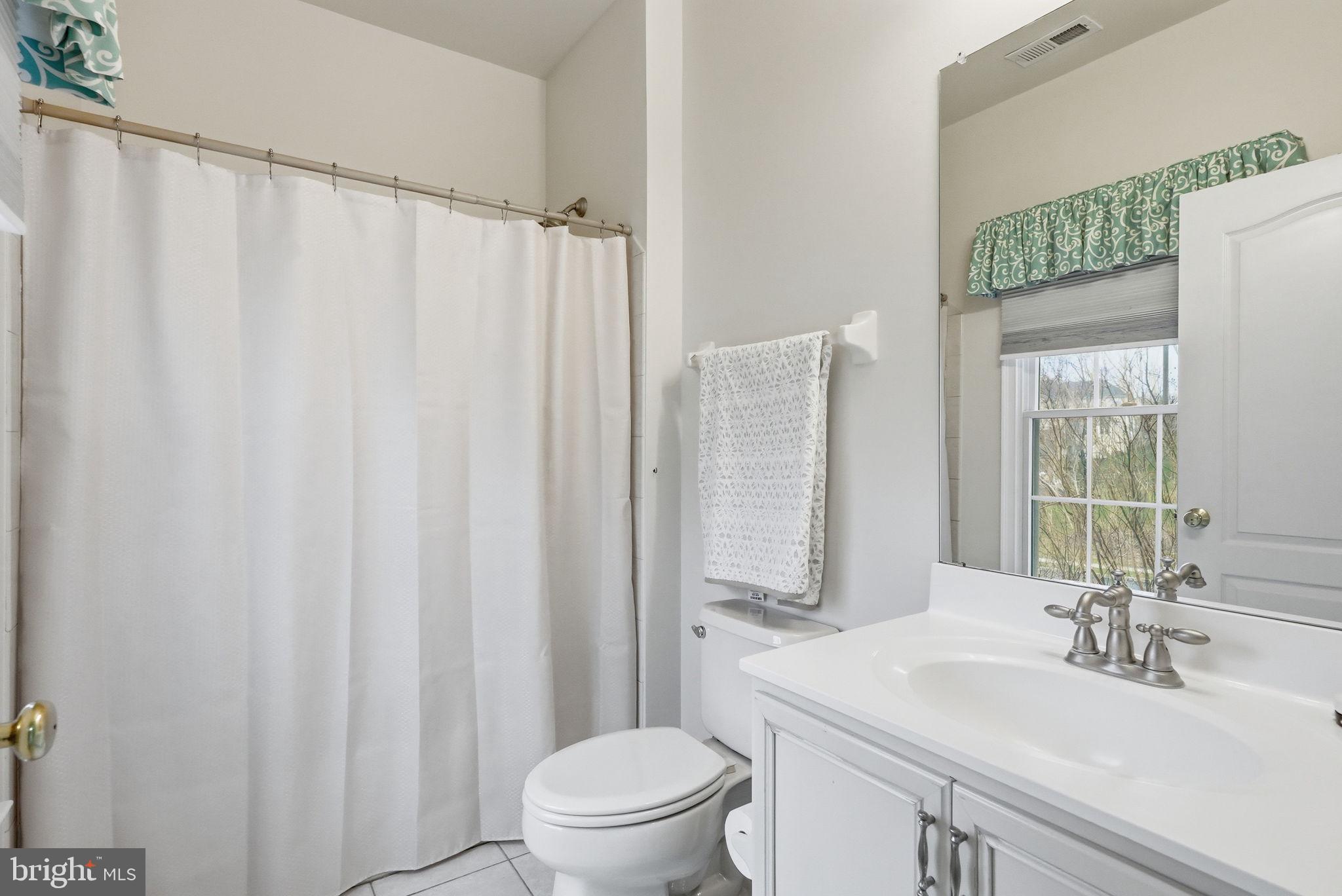 RIVERCREST - Residential