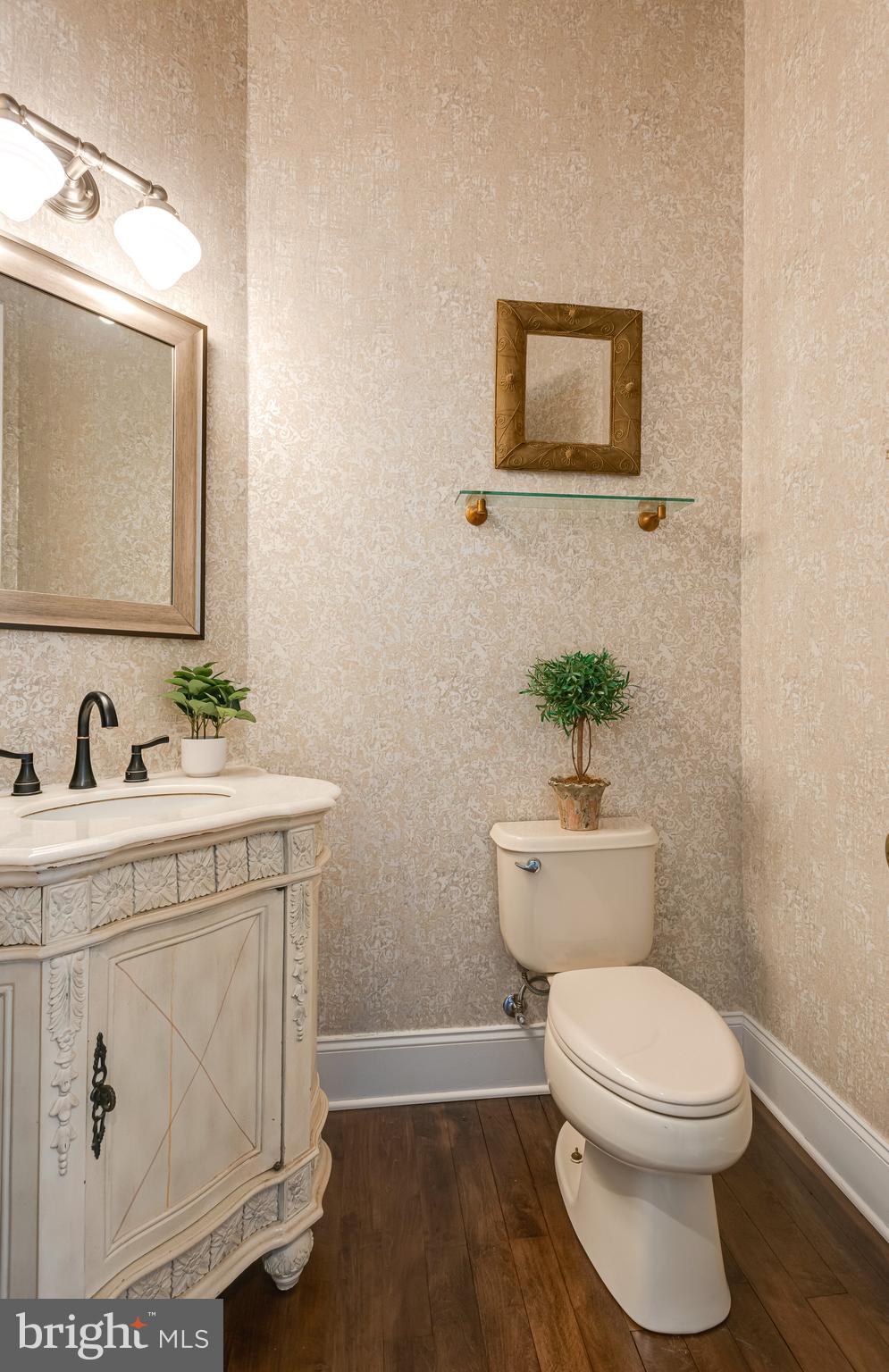 RIVERCREST - Residential