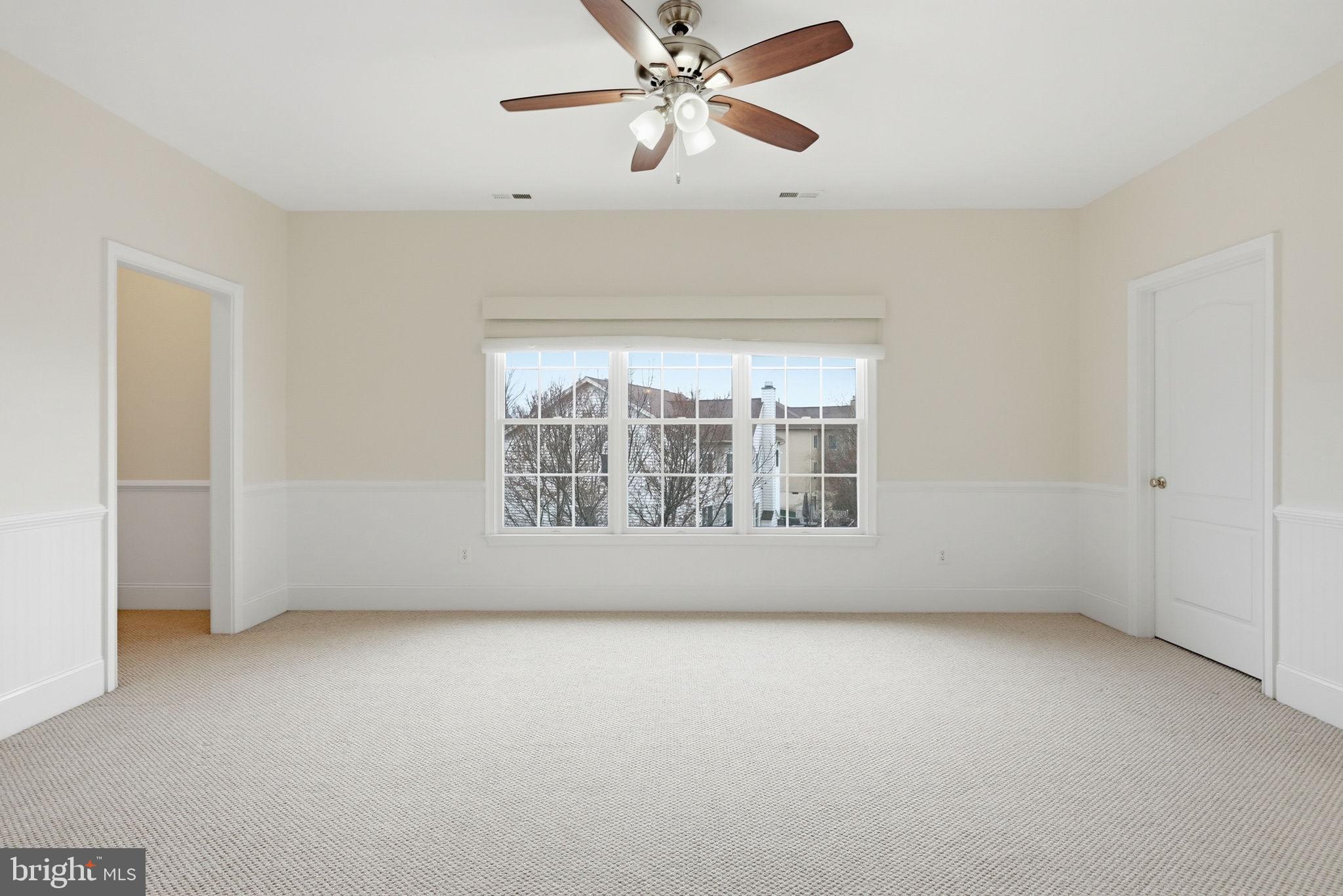 RIVERCREST - Residential