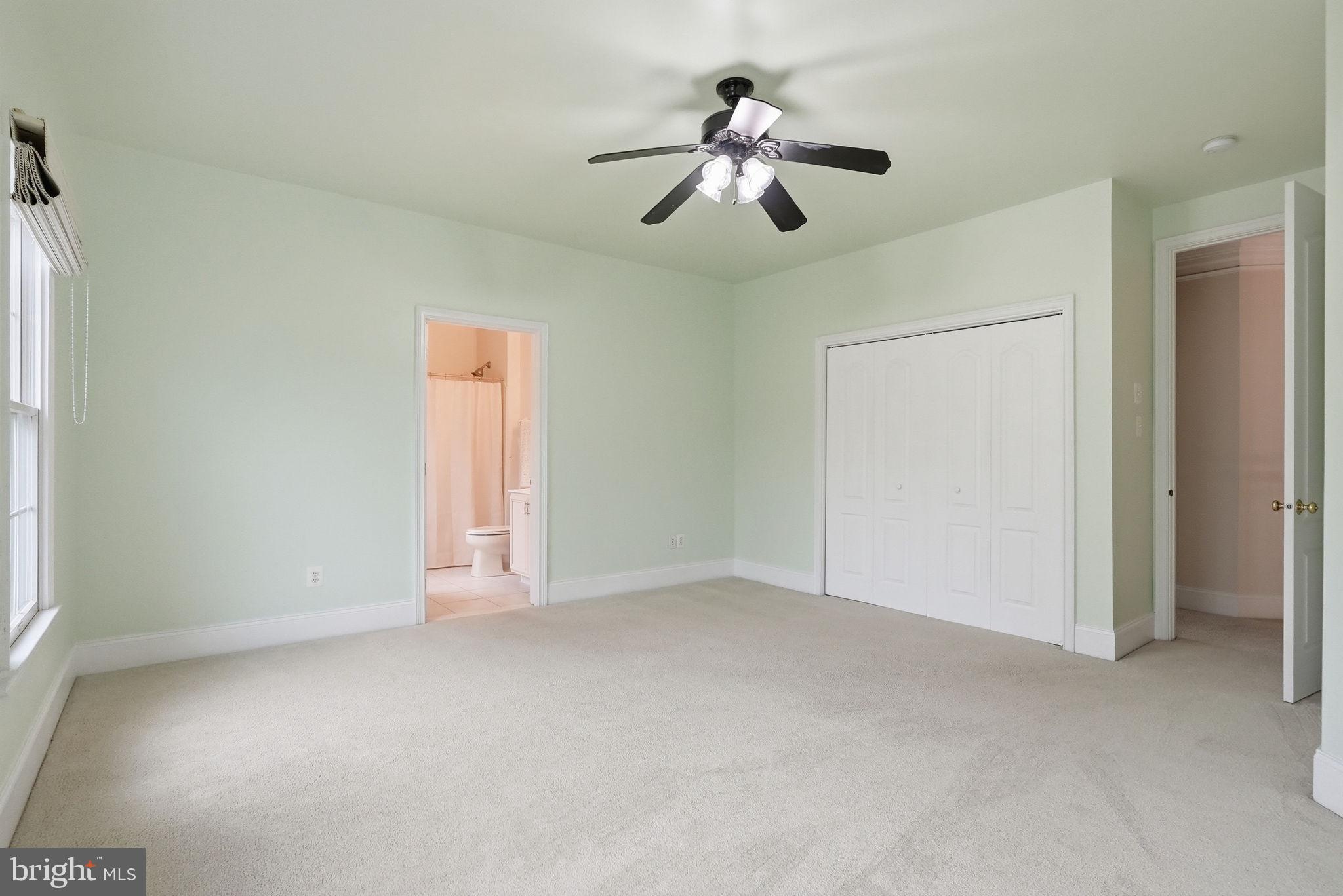 RIVERCREST - Residential