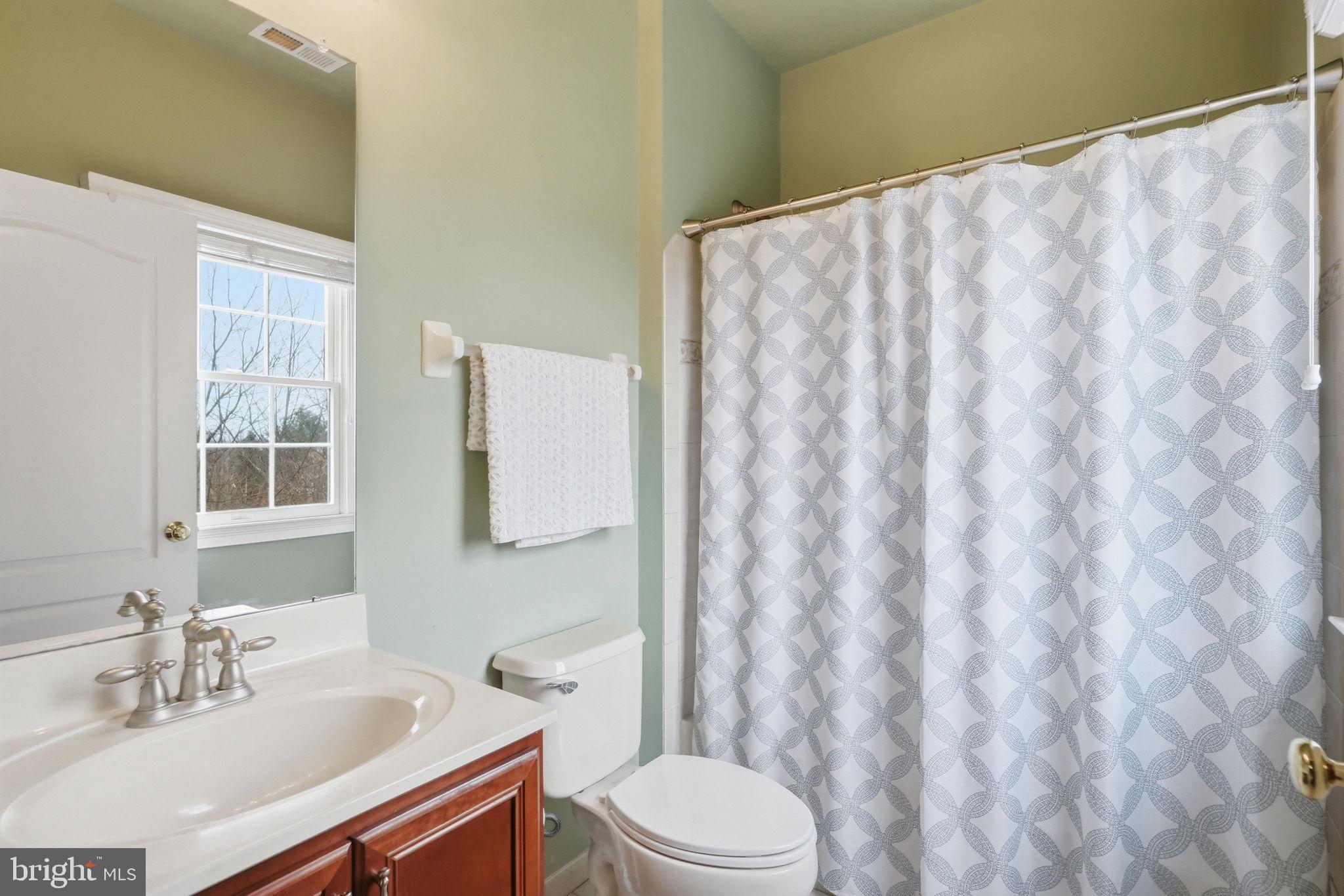 RIVERCREST - Residential