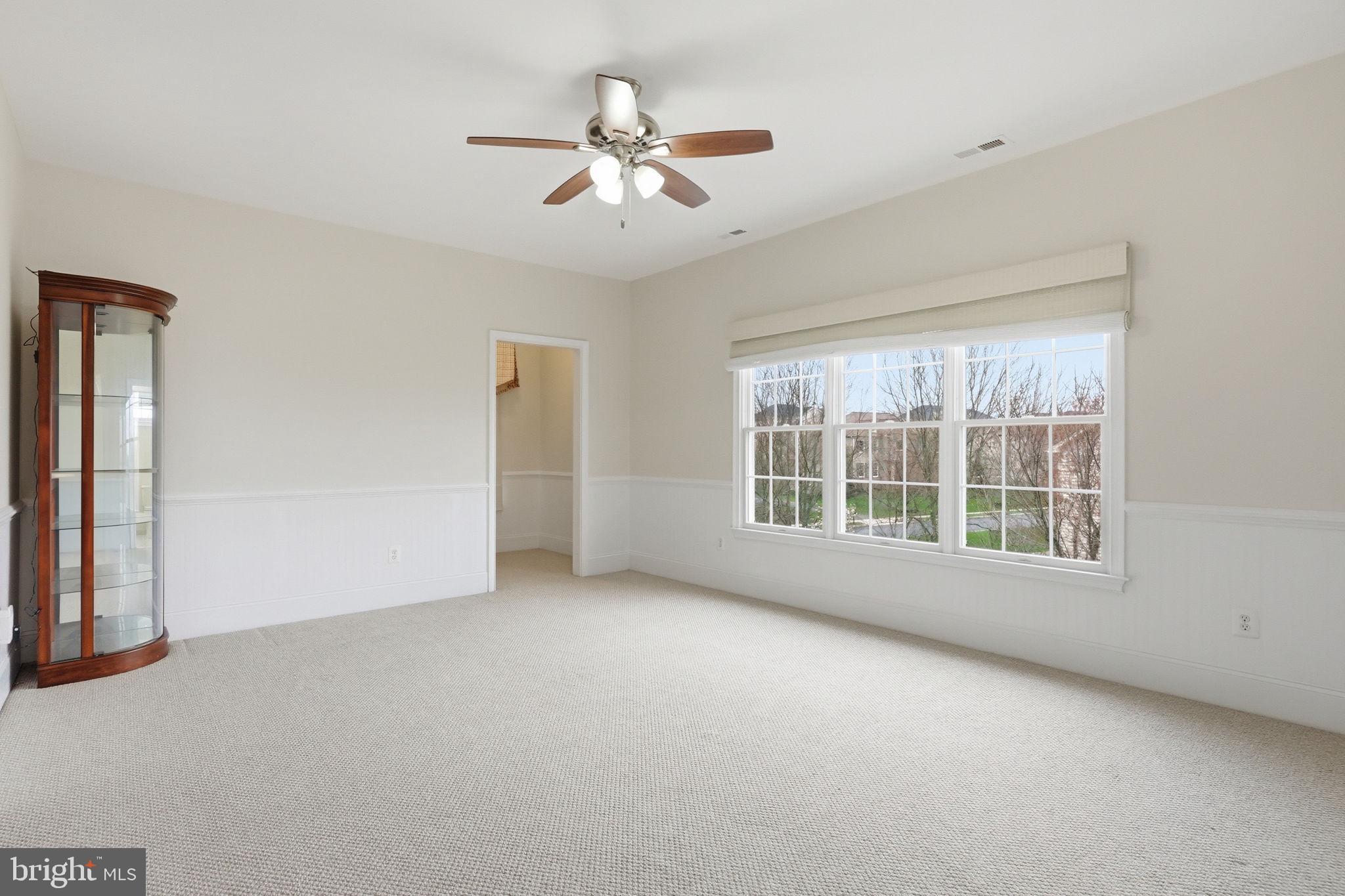 RIVERCREST - Residential